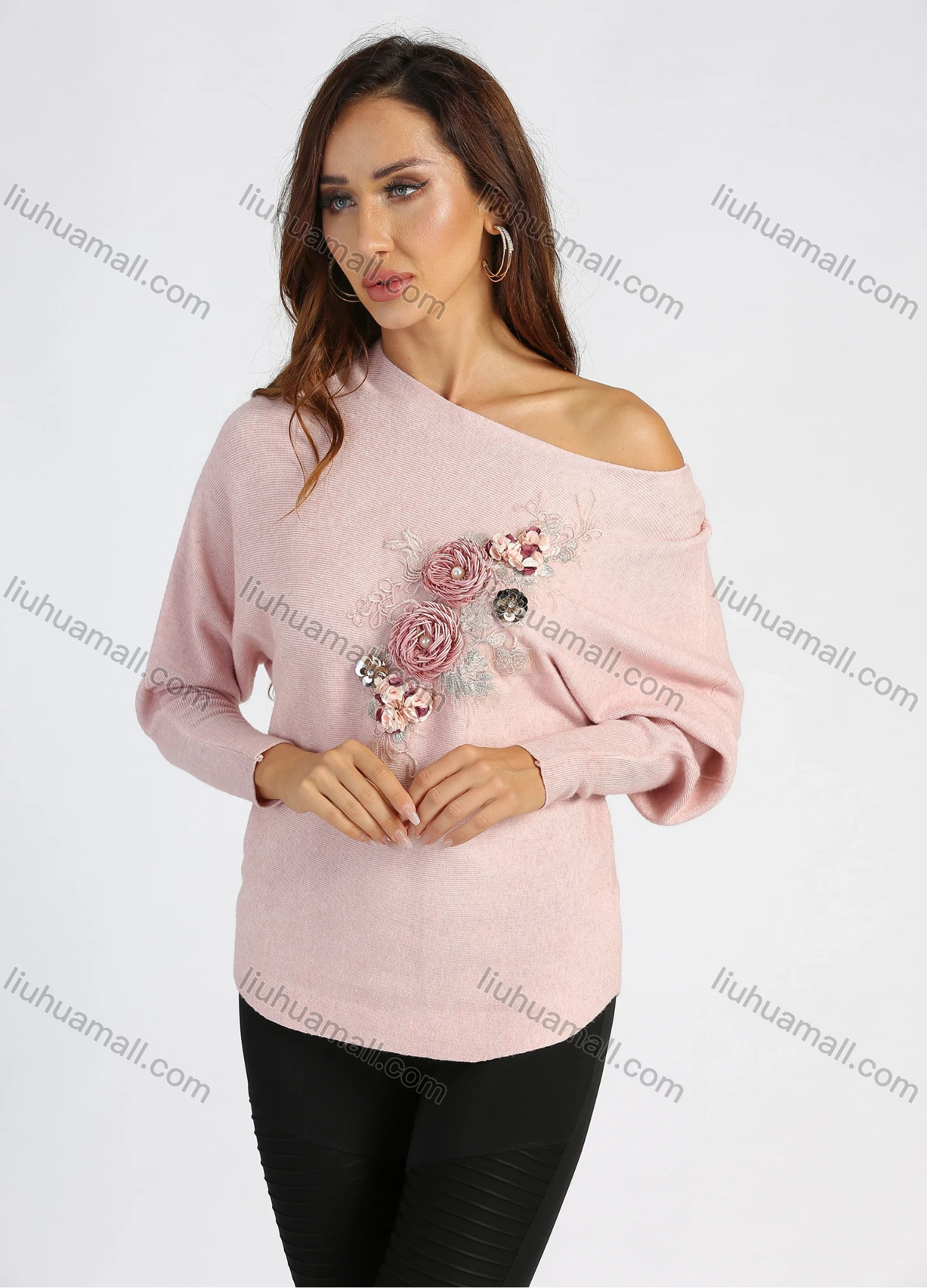 Wholesale Women's Lace 3D Floral Appliques Round Neck Long Sleeve Pullover Knit Top - Liuhuamall