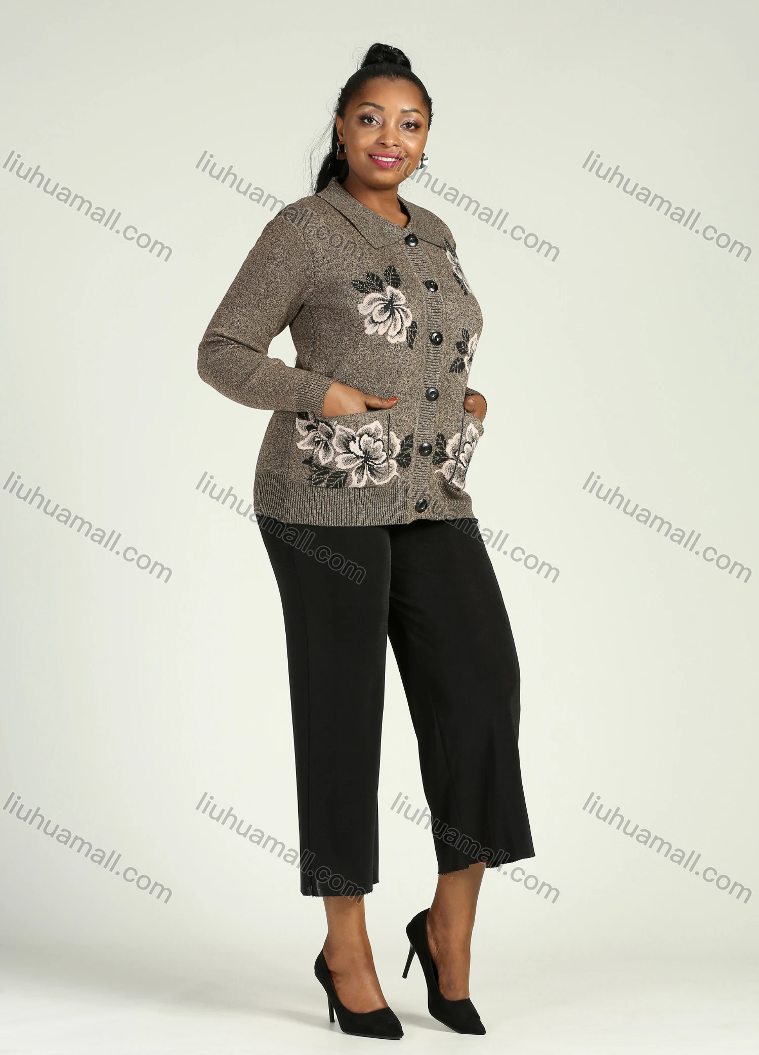 Wholesale Women's Collared Button Front Dual Pockets Floral Casual Knitted Coat - Liuhuamall