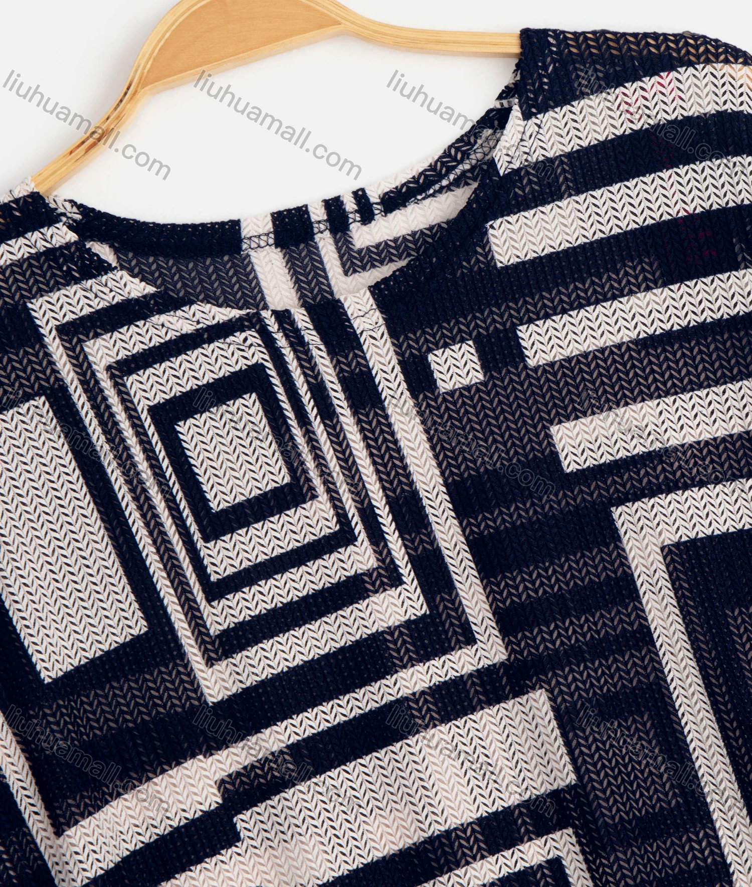 Wholesale Women's Causal Geo Print Round Neck Short Sleeve Knit Top - Liuhuamall