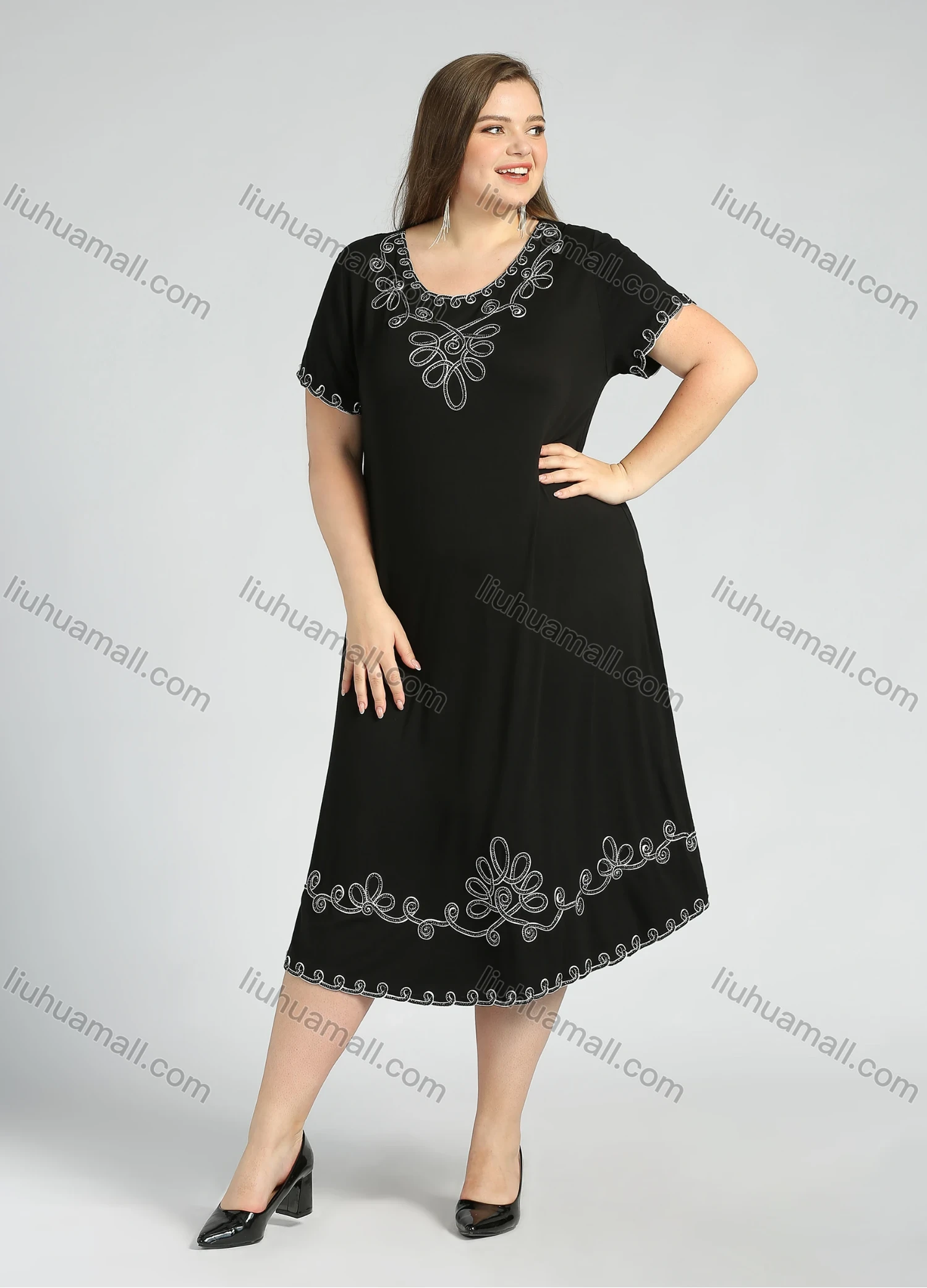 Wholesale Women's Plus Size Casual Crew Neck Short Sleeve Embroidery Midi Dress - Liuhuamall