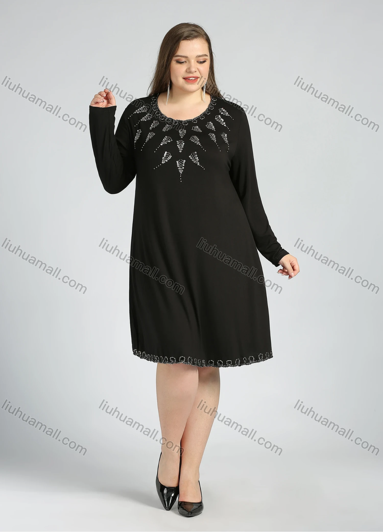 Wholesale Women's Plus Size Casual Crew Neck Short Sleeve Embroidery Knee Length Dress - Liuhuamall