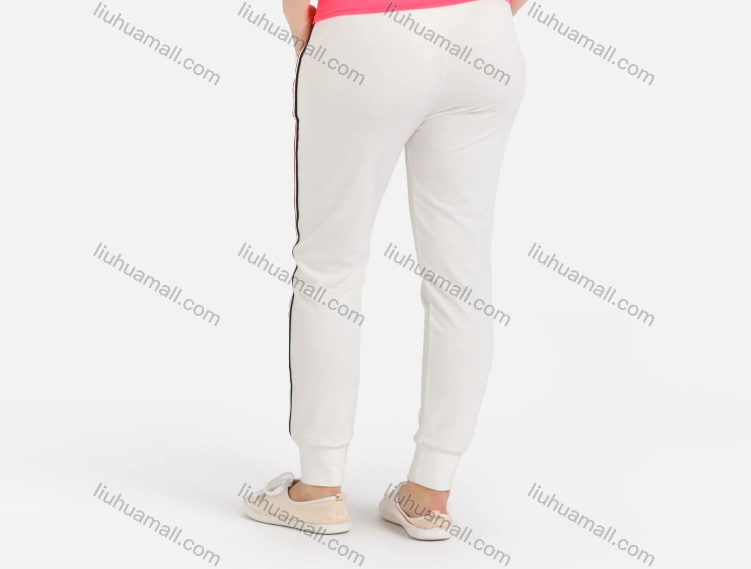 Wholesale Women's Summer Sequin Letter Print Round Neck Short Sleeve Tee - Liuhuamall