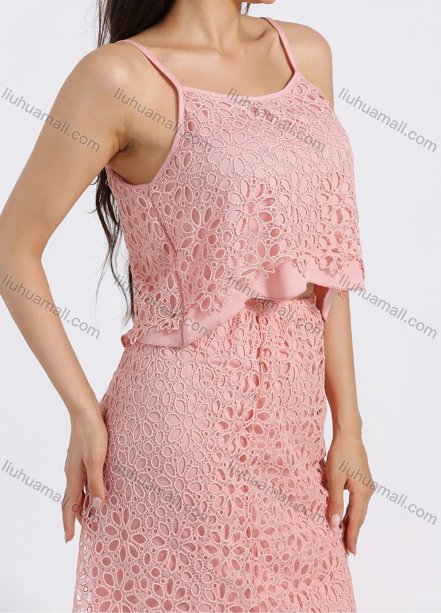 Wholesale Women's Casual Plain Layered Hollow Out Lace Floral Spaghetti Strap Crop Cami Top 2 Piece Set - Liuhuamall