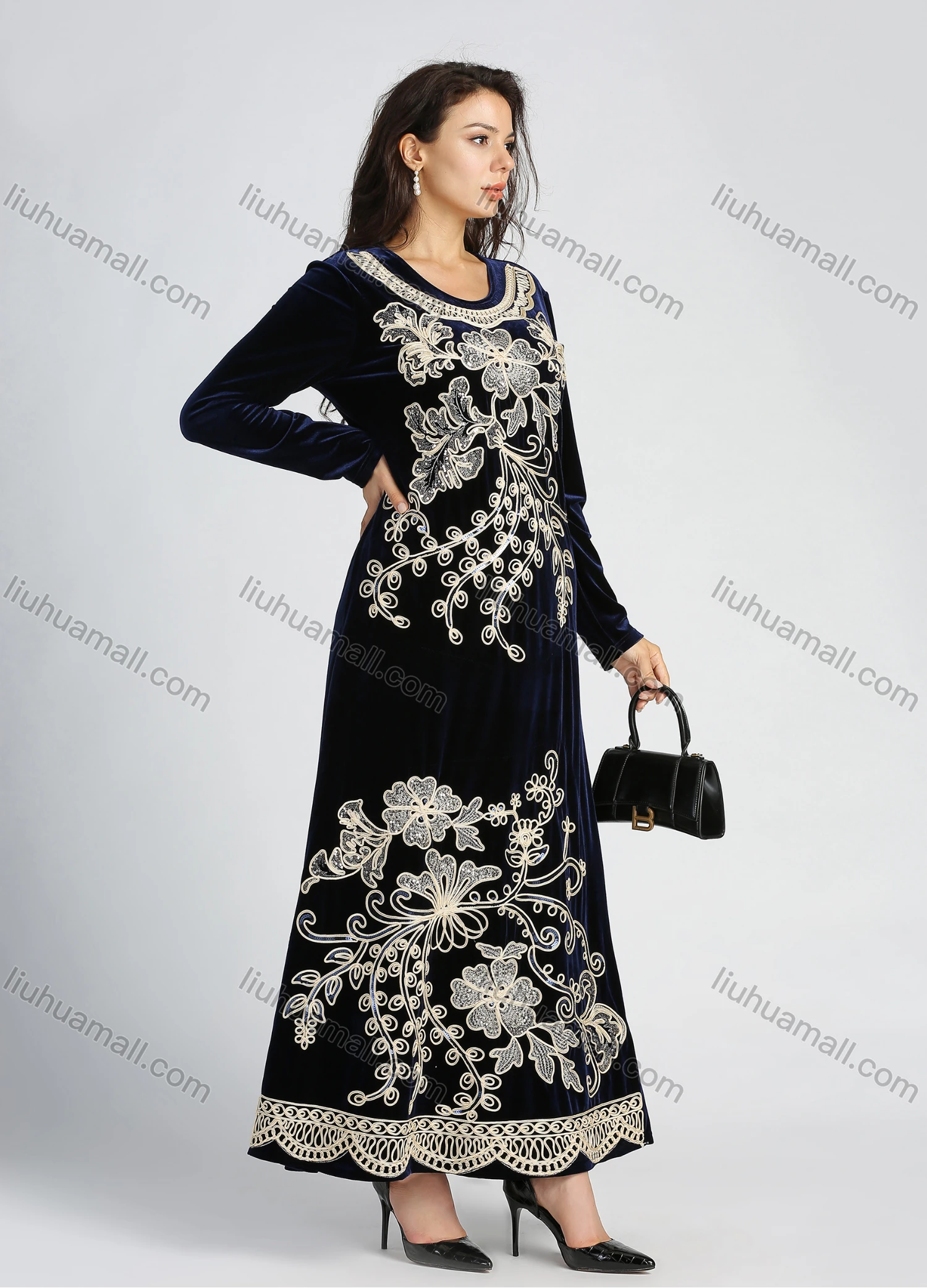 Wholesale Women's Elegant Velvet Sequin Embroidery Round Neck Long Sleeve Maxi Dress - Liuhuamall
