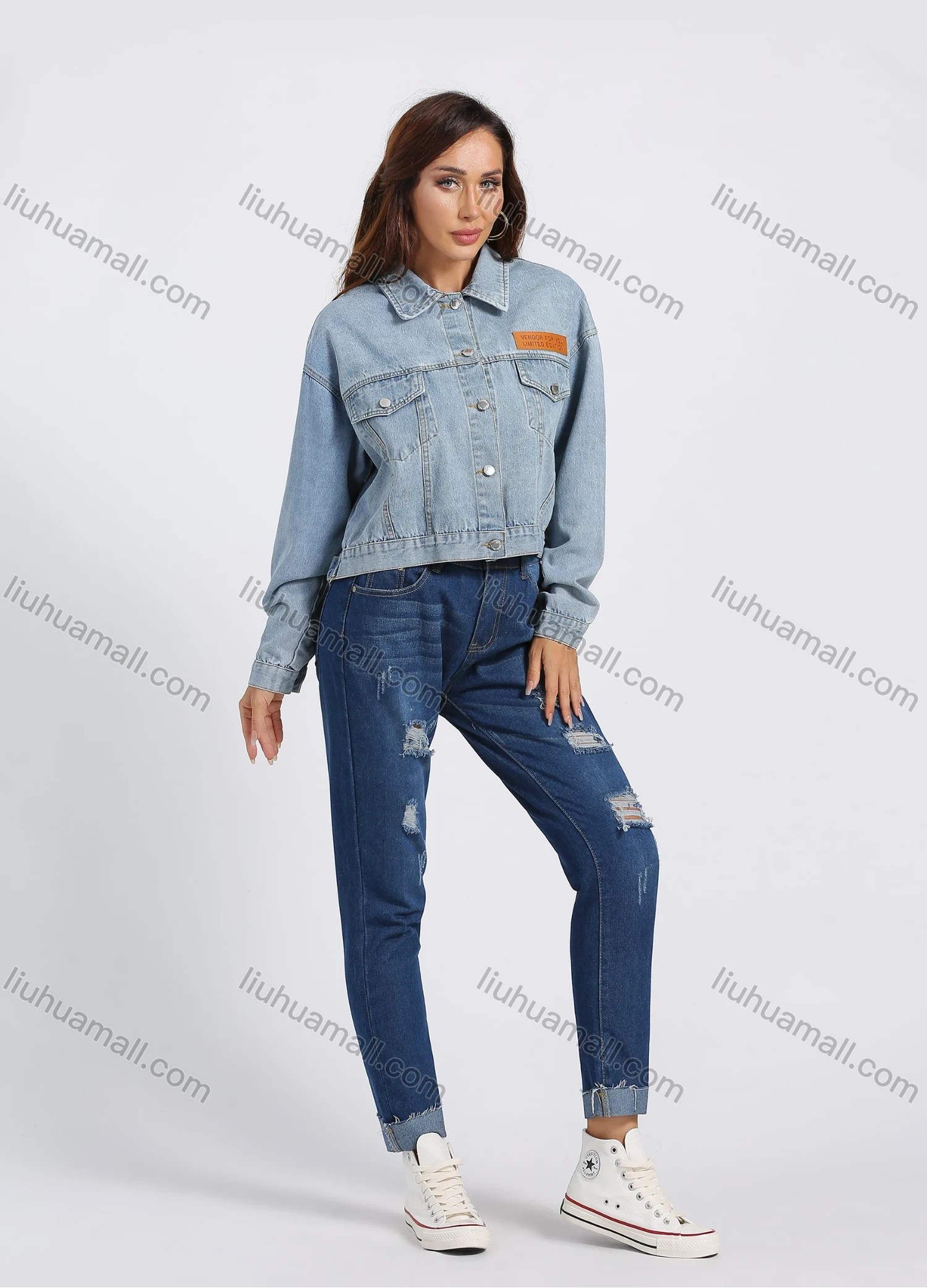 Wholesale Women's Fashion Plain Label Button Down Flap Pockets Crop Denim Jacket - Liuhuamall