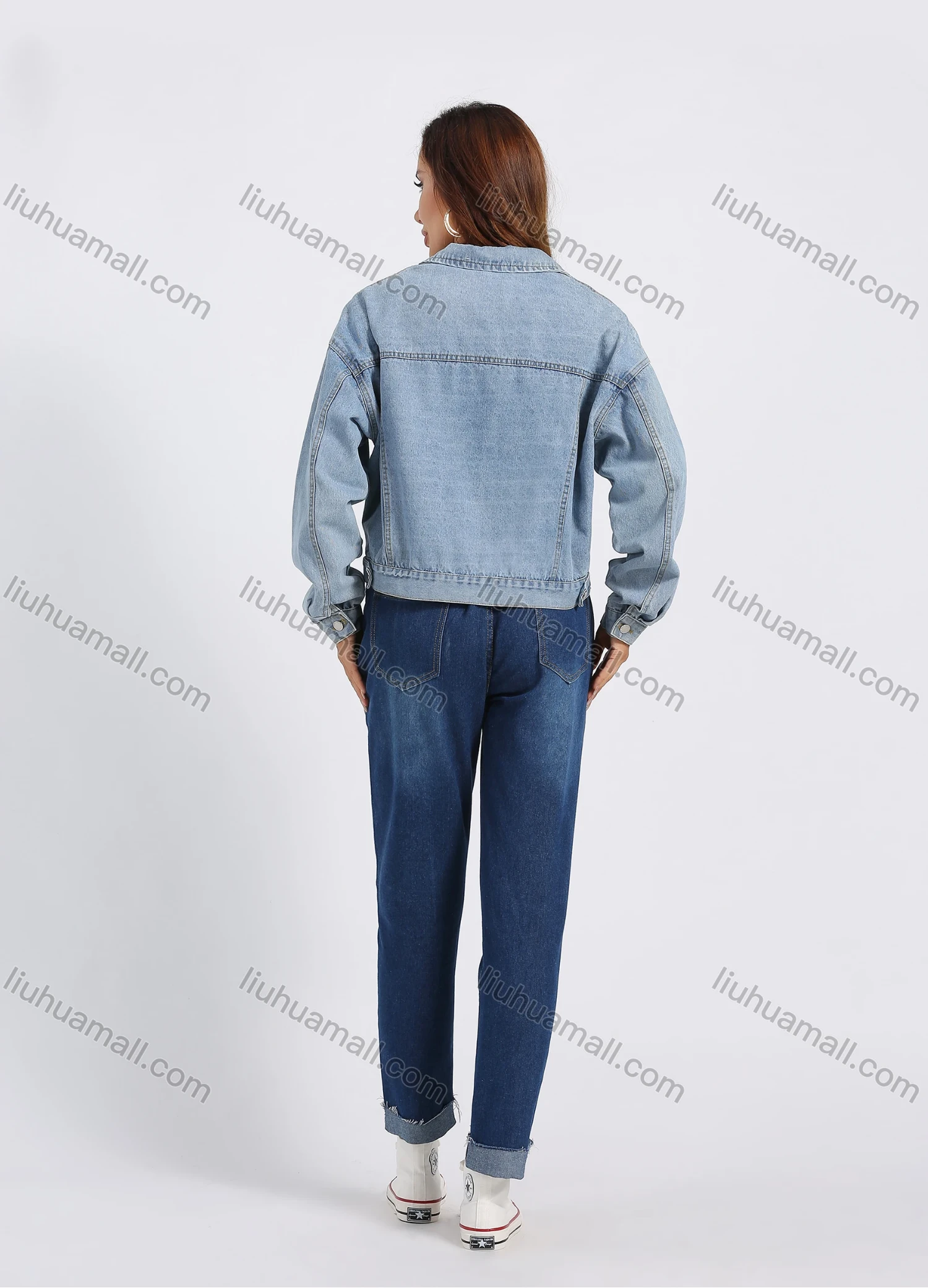 Wholesale Women's Fashion Plain Label Button Down Flap Pockets Crop Denim Jacket - Liuhuamall