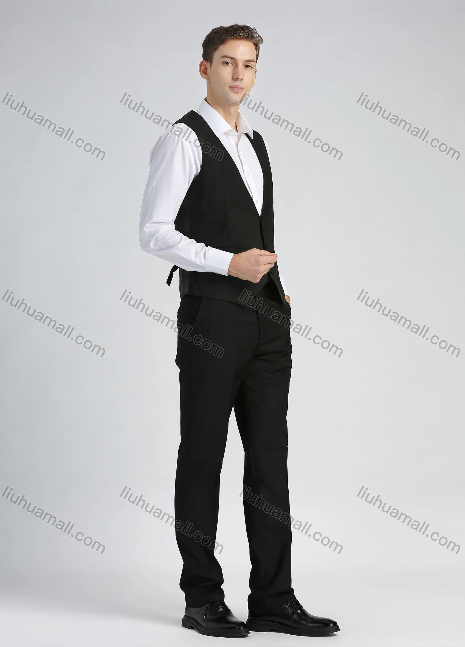 Wholesale Men's Formal Slim Fit Plain Lapel One Button Flag Pockets Business Suit Jacket & Waistcoat 3-Piece Set - Liuhuamall