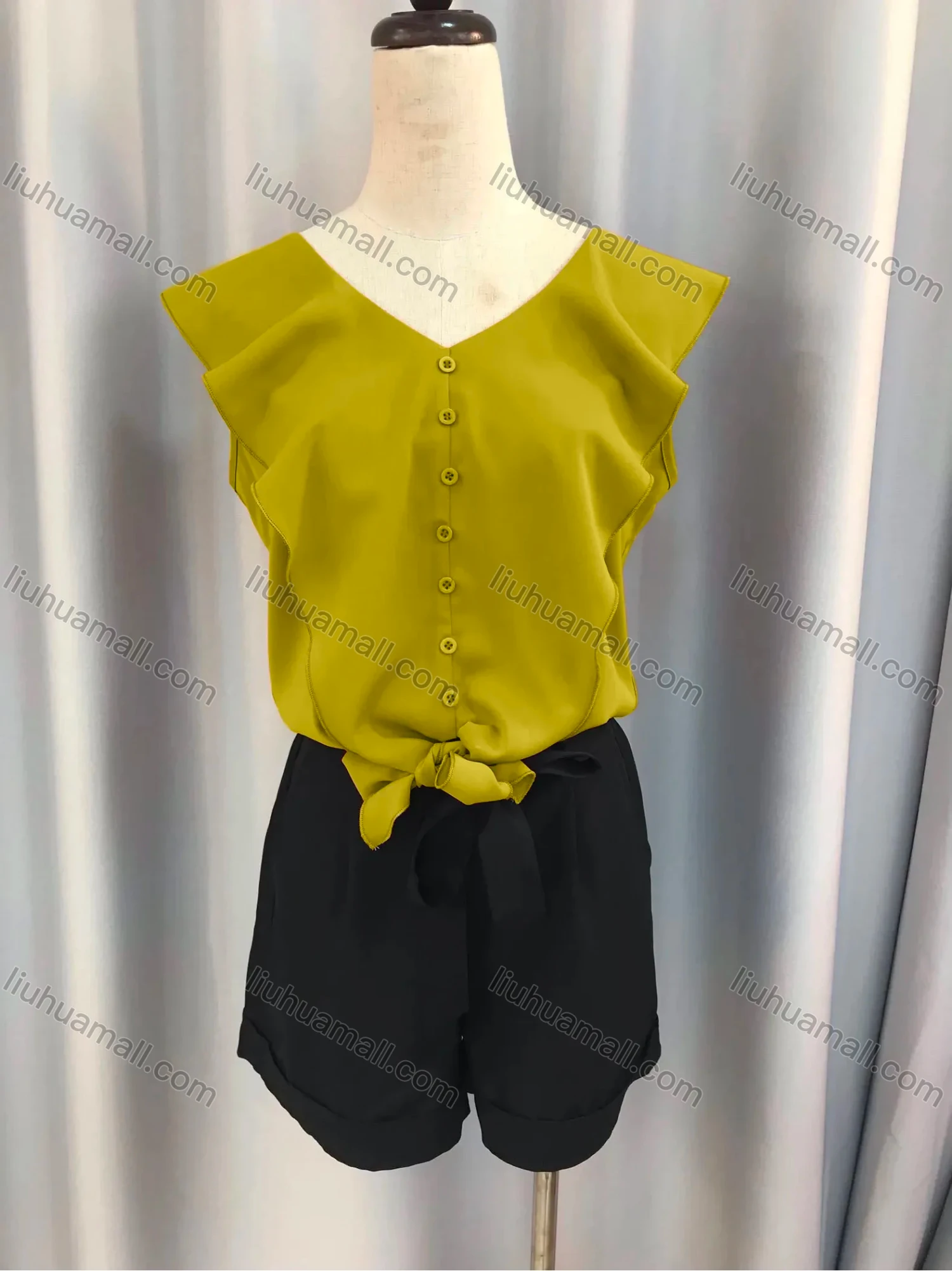 Wholesale Women's Plain Button Down Flounce Sleeve Tie Front Blouse & Tie Front Shorts Set 8020# - Liuhuamall