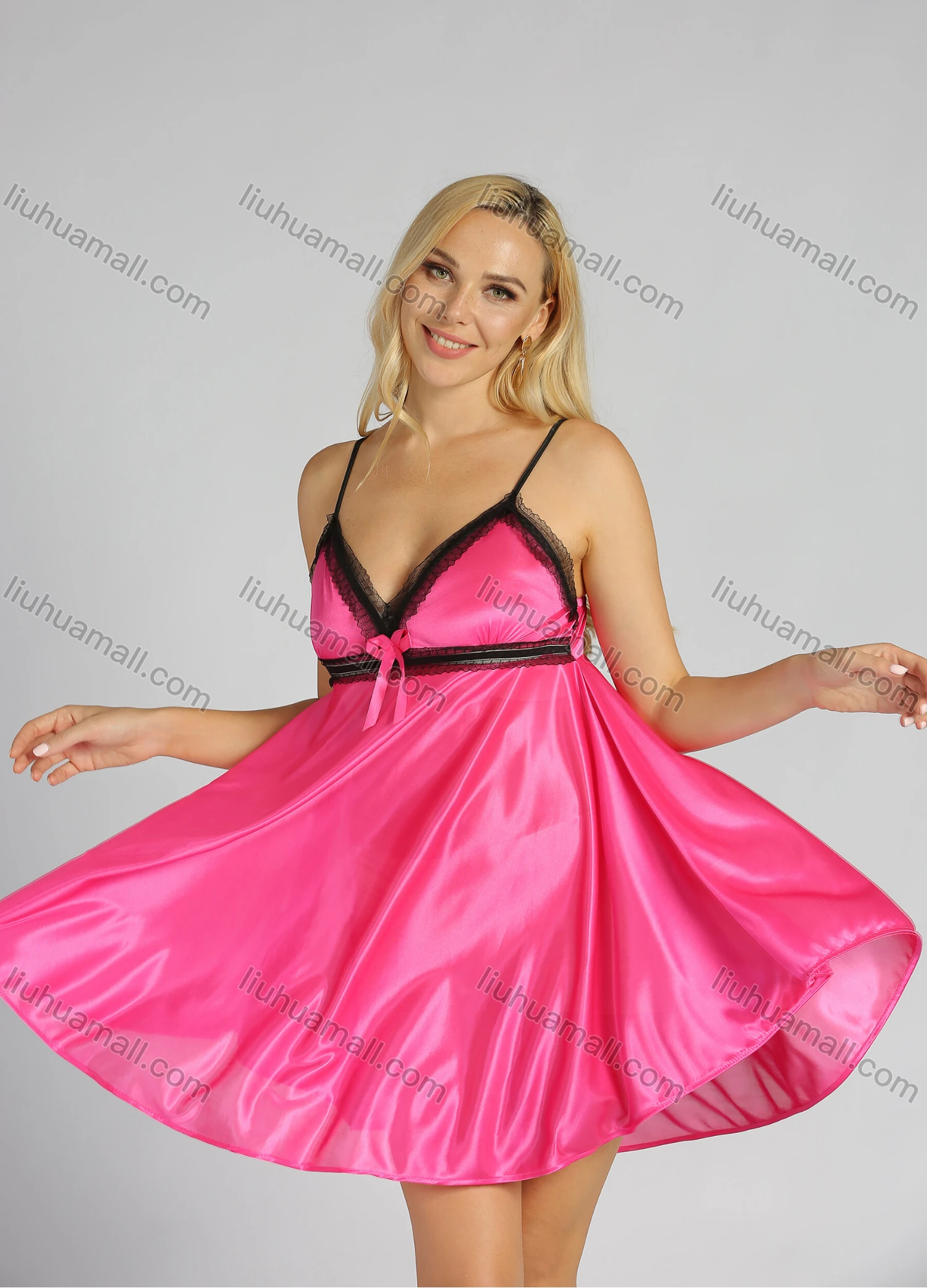 Wholesale Women's Casual Spaghetti Strap Deep V-Neck Short Sleepwear - Liuhuamall