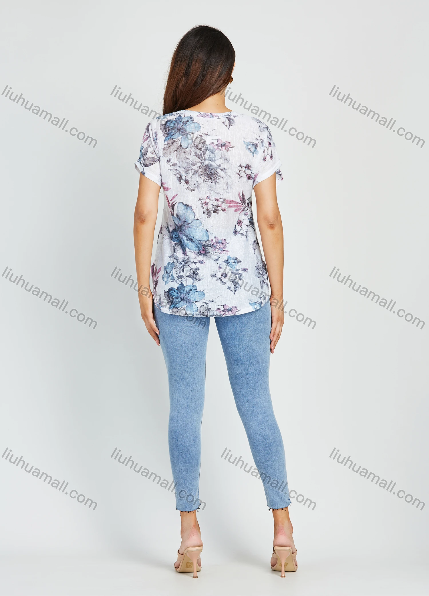 Wholesale Women's Round Neck Floral Print Short Sleeve Curved Hem Blosue - Liuhuamall