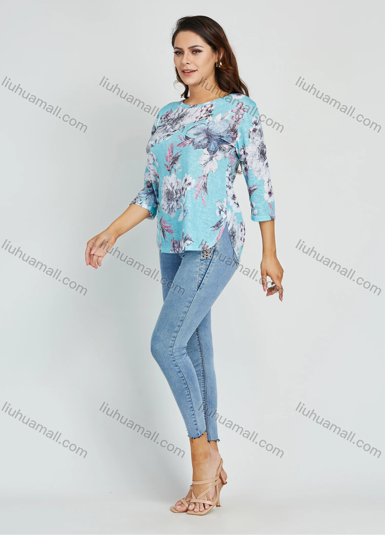 Wholesale Women's Round Neck 3/4 Sleeve Curved Hem Floral Print Blouse 21015# - Liuhuamall