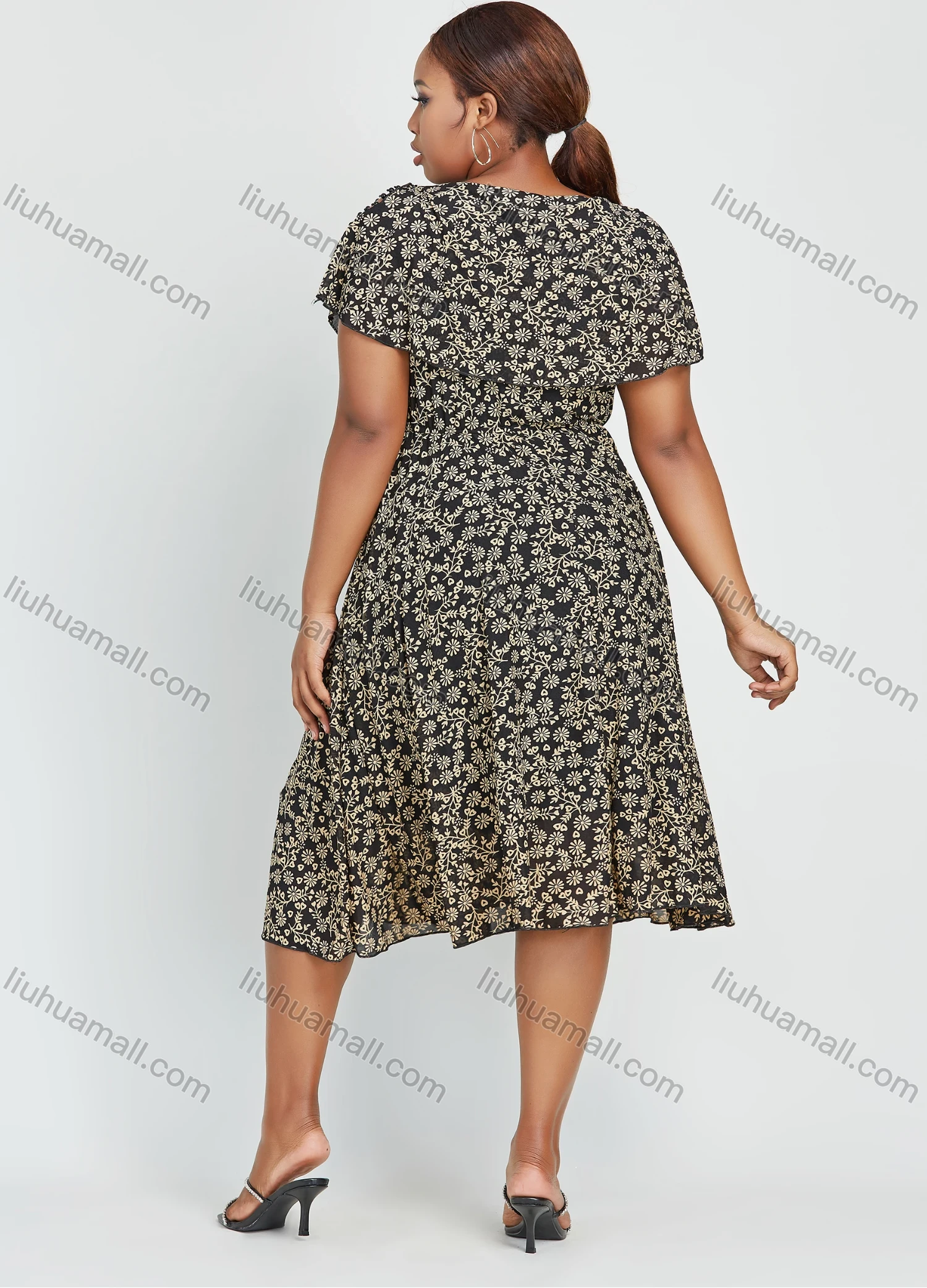 Wholesale Women's Plus Size Casual Cotton Round Neck Layered Short Sleeve Cutout Allover Floral Print Midi Dress - Liuhuamall