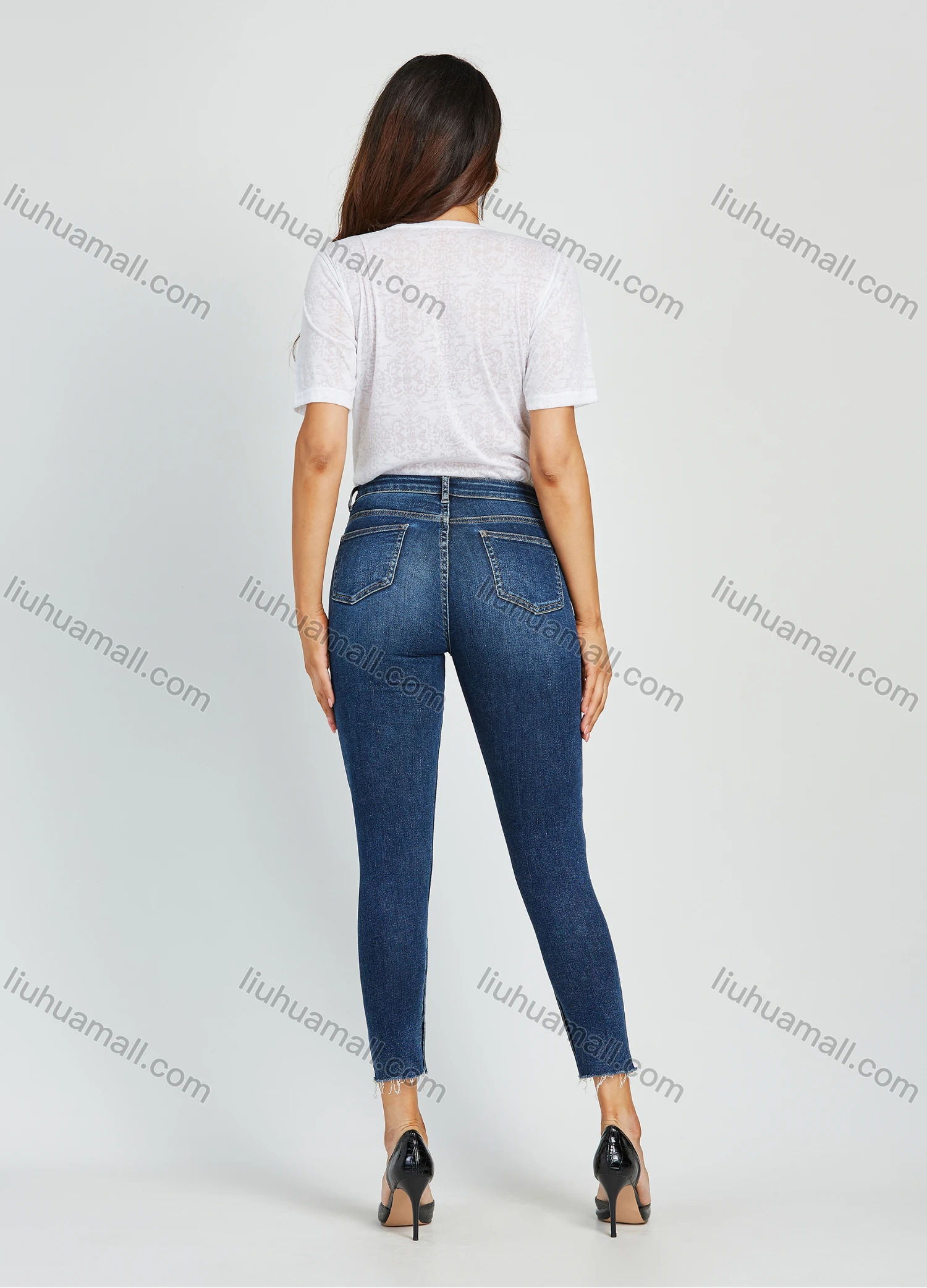 Wholesale Women's High Waist Dark Wash Raw Hem Distressed Button Decor Cropped Skinny Jean - Liuhuamall