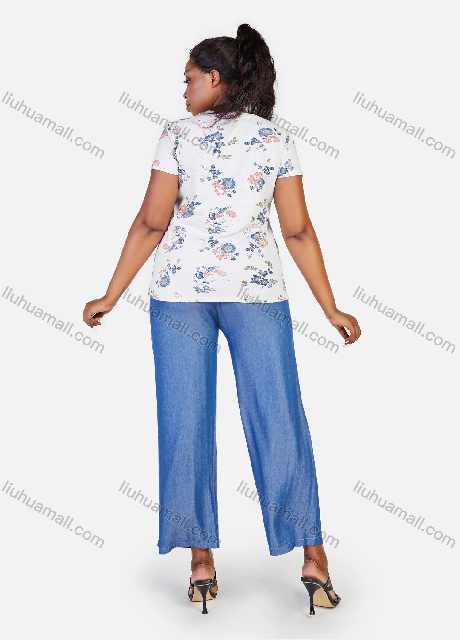 Wholesale Women's Floral Print Round Neck T-Shirt Casual 2 Piece Set - Liuhuamall