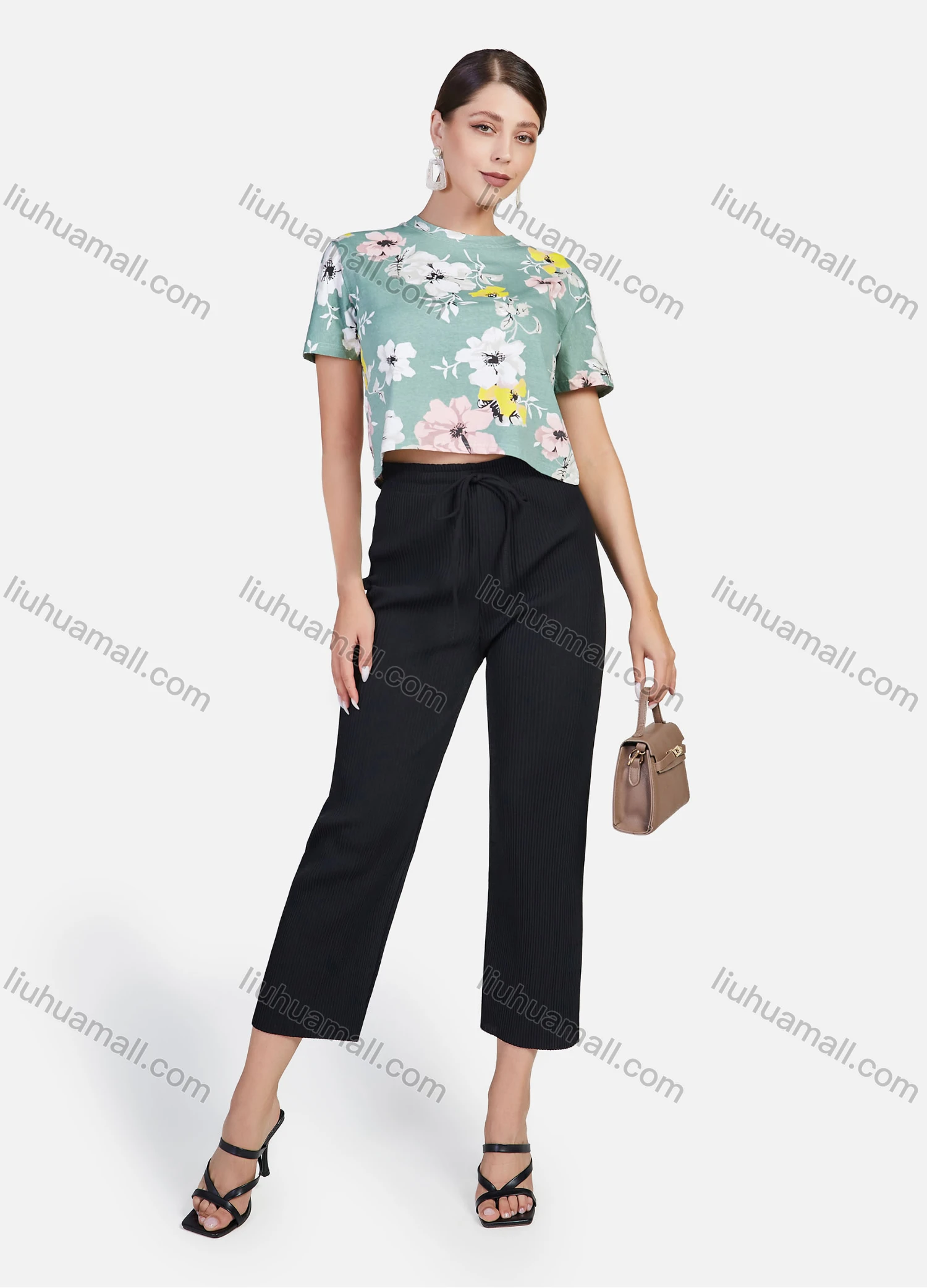 Wholesale Women's Floral Print Mock Neck Short Sleeve Crop T-Shirt - Liuhuamall