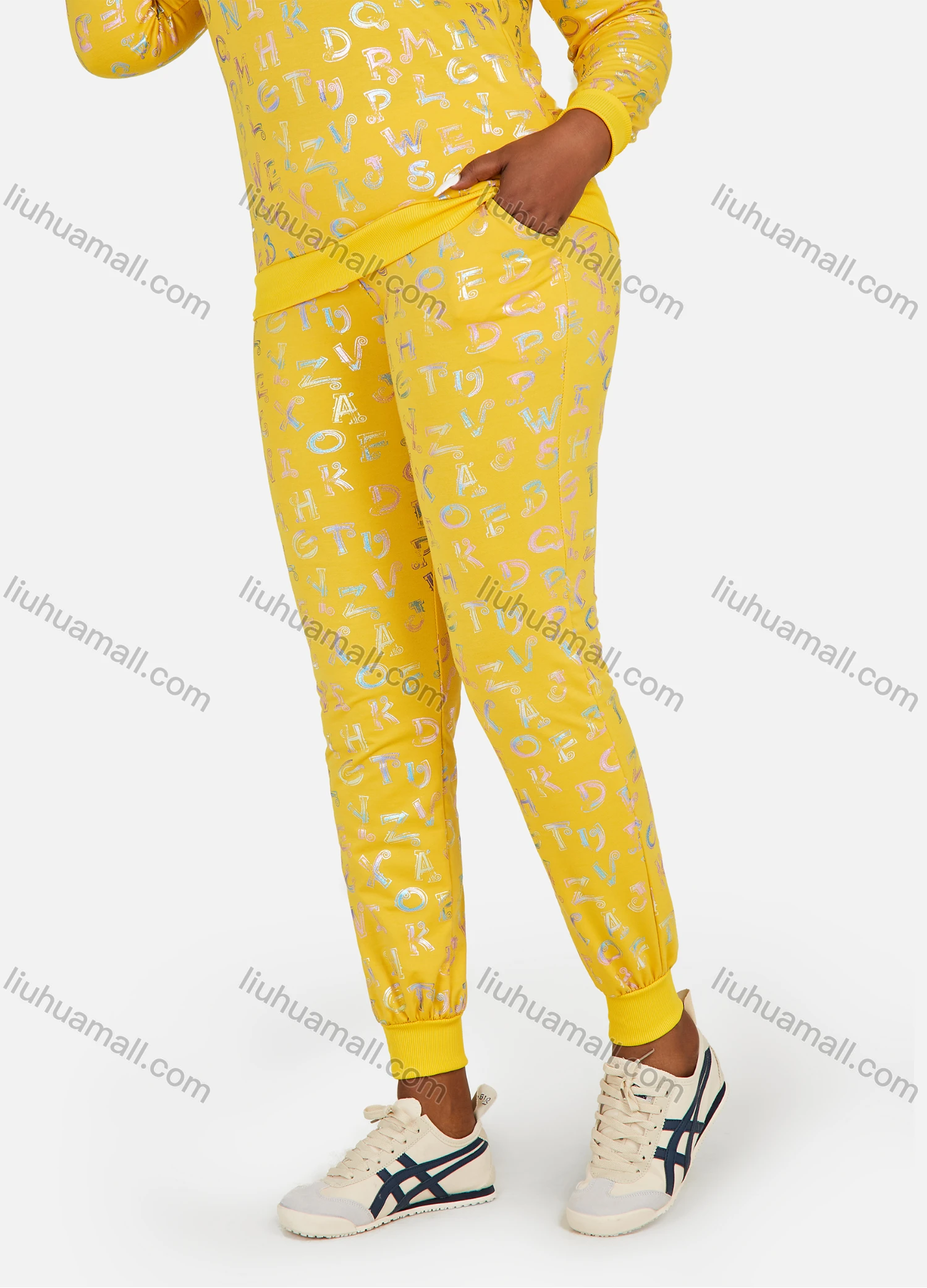 Wholesale Women's Letter Graphic Round Neck Long Sleeve Sweatshirt 2 Piece Set - Liuhuamall