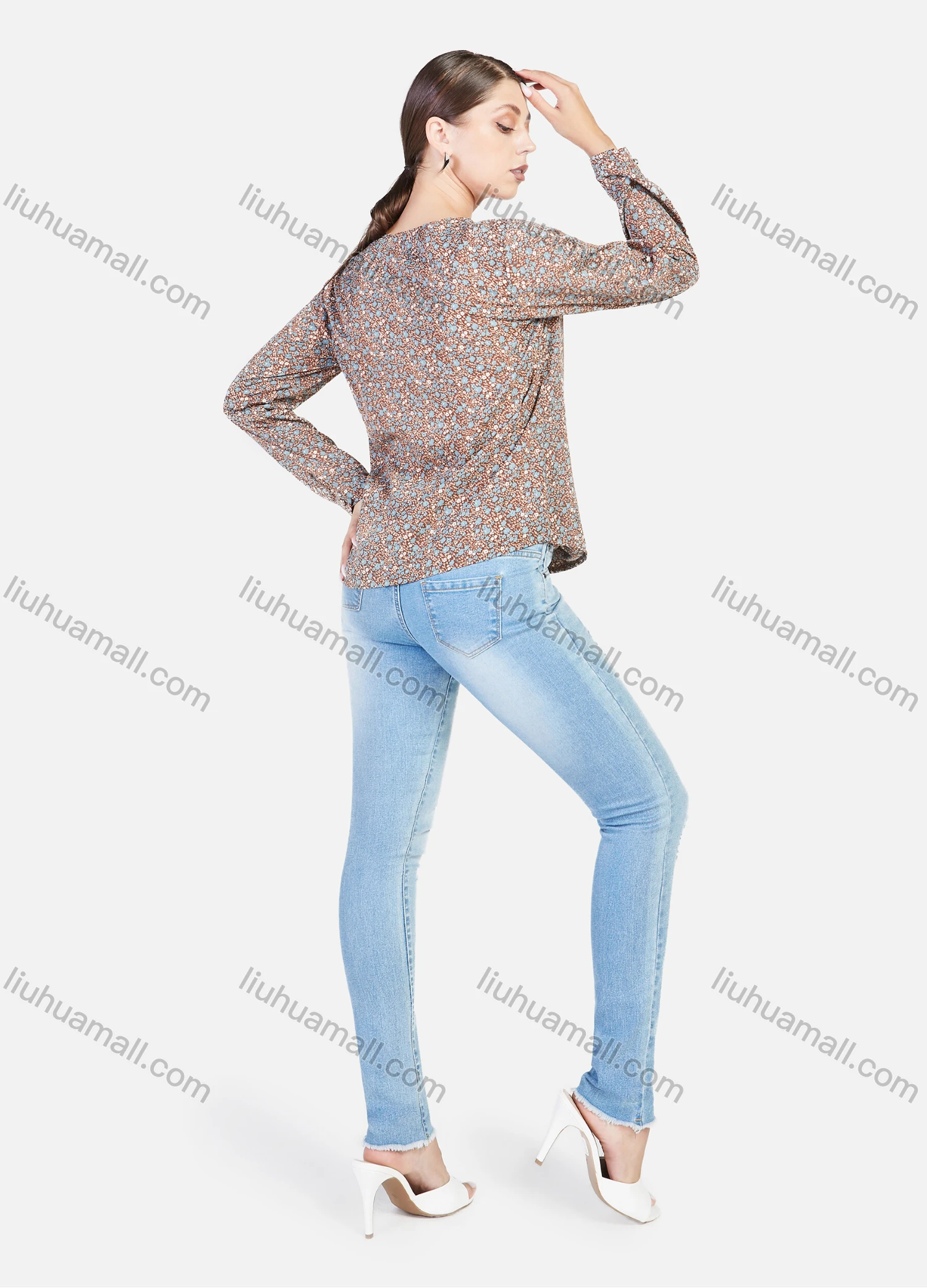 Wholesale Women's Ditsy Floral V Neck Cuffed Sleeve Keyhole Casual Blouse - Liuhuamall