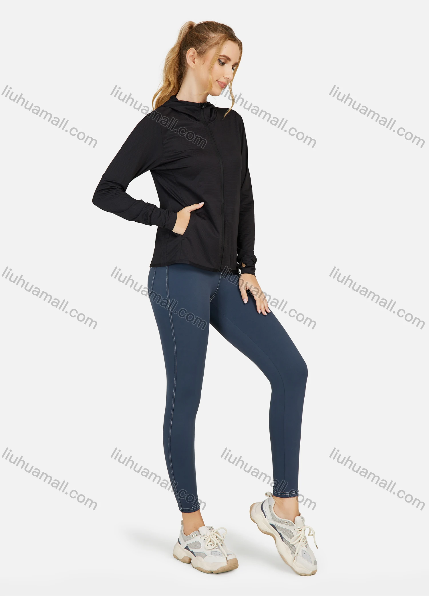 Wholesale Women's Hooded Plain Pockets Workout Sunscreen Lightweight Zip Up Jacket - Liuhuamall