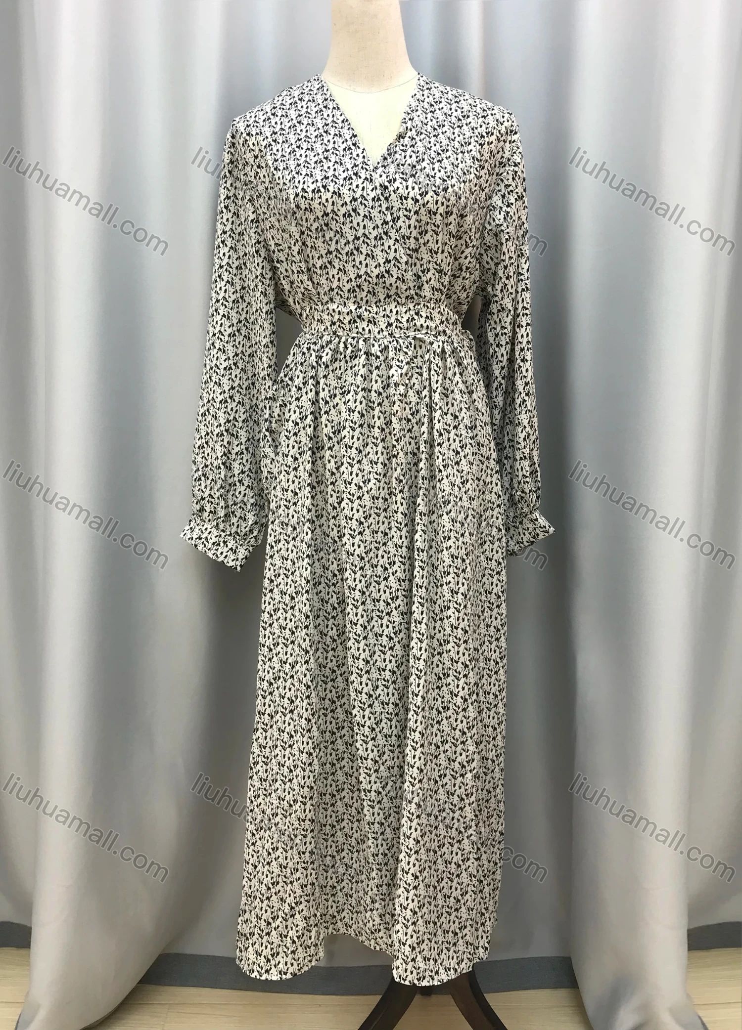 Wholesale Women Casual Floral Print V-Neck Wrap Ruffle Hem Long Sleeve Maxi Dress - Liuhuamall