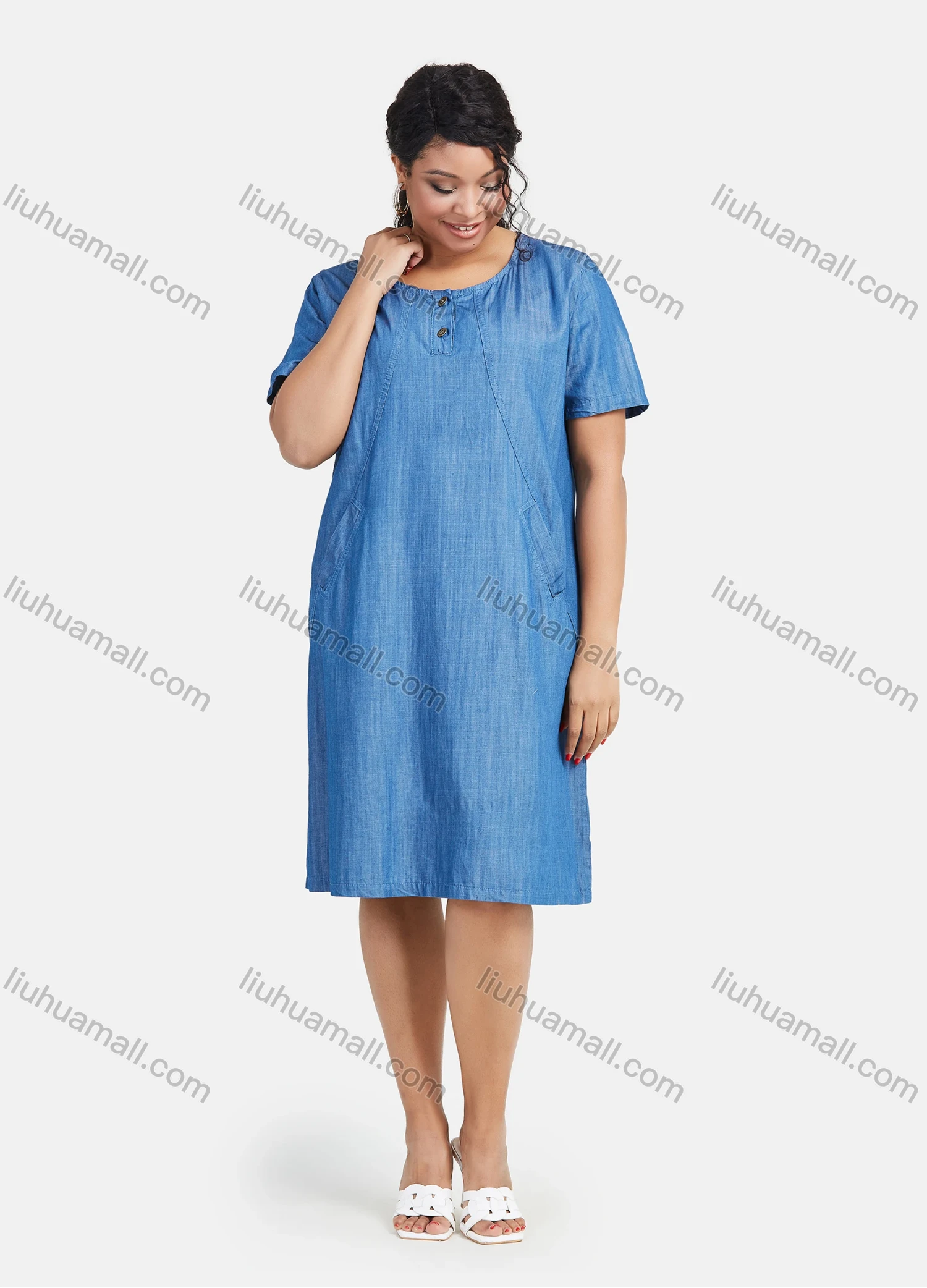 Wholesale Women's Plus Size Round Neck Plain Button Straight Denim Dress - Liuhuamall