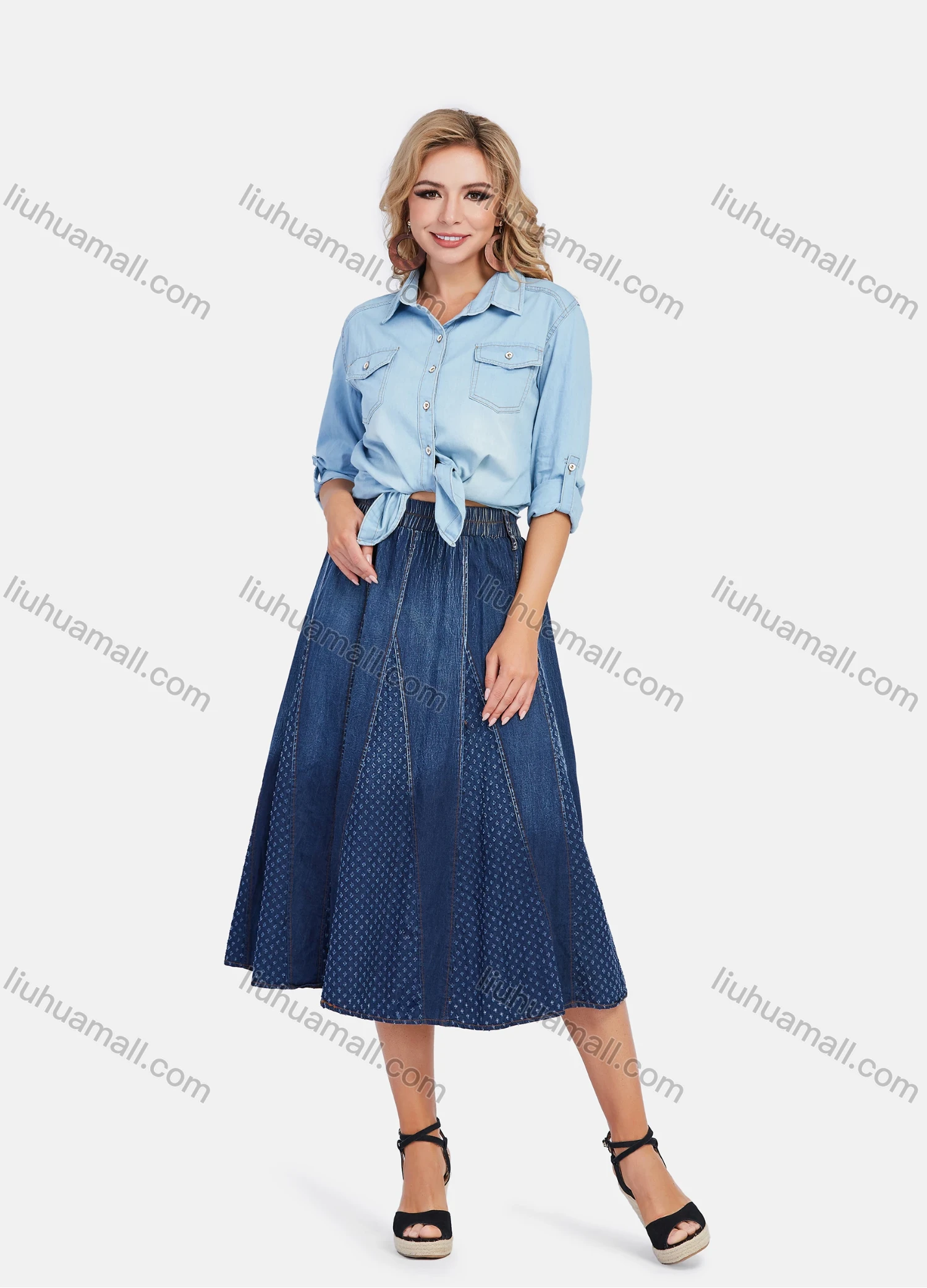 Wholesale Women's Casual Long Sleeve Button Down Light Wash Denim Shirt With Flap Pockets - Liuhuamall