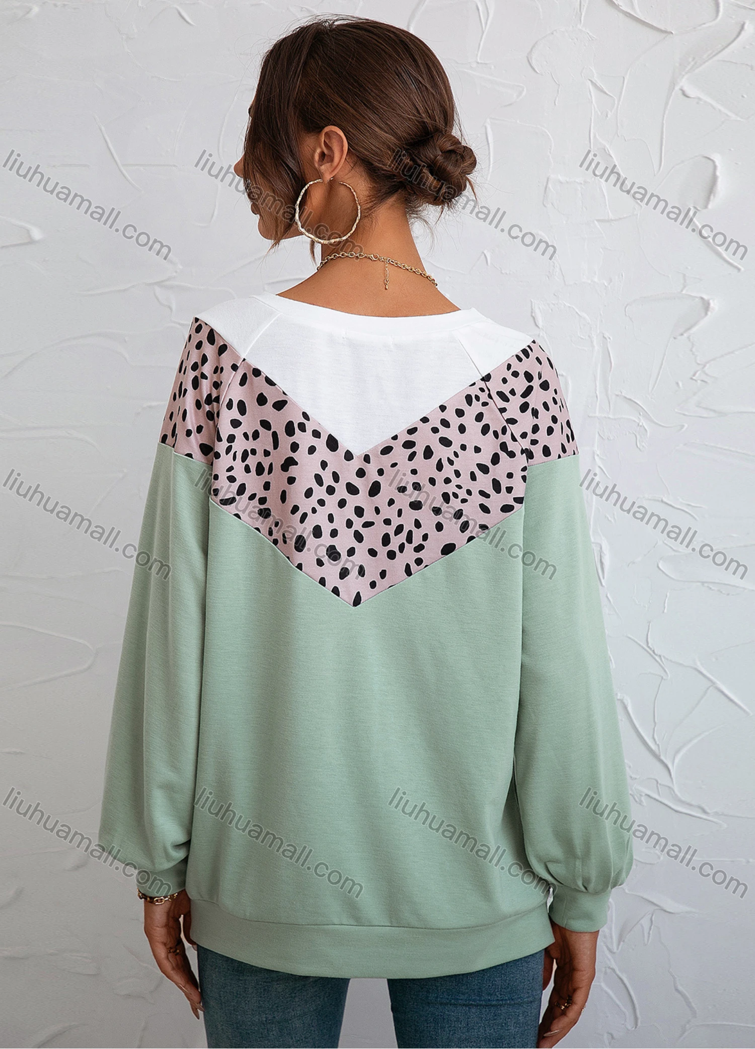 Wholesale Women's Round Neck Long Sleeve Colorblock Leopard Splicing Casual Pullover Sweatshirt X2452G# - Liuhuamall
