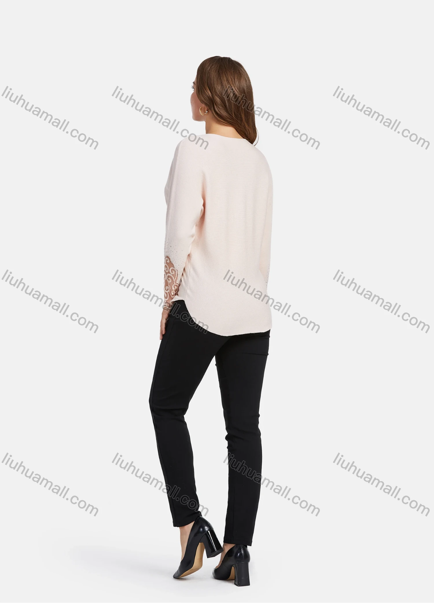 Wholesale Women's Elegant Long Sleeve Lace Embroidery Rhinestone Chain Decor Knit Top - Liuhuamall