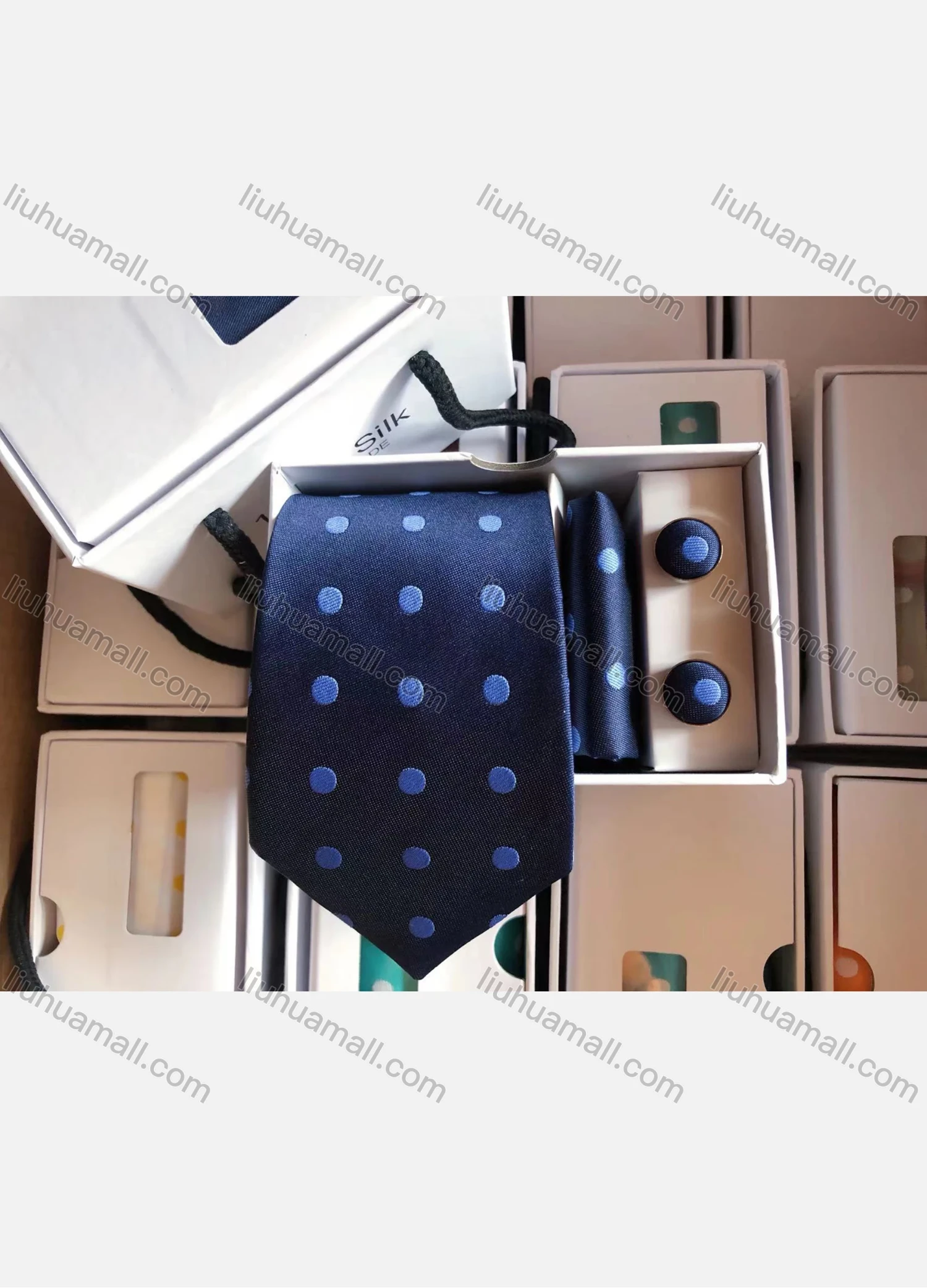 Wholesale Men's Fashion Polka Dot Print Tie & Pocket Square & Cufflinks Sets - Liuhuamall