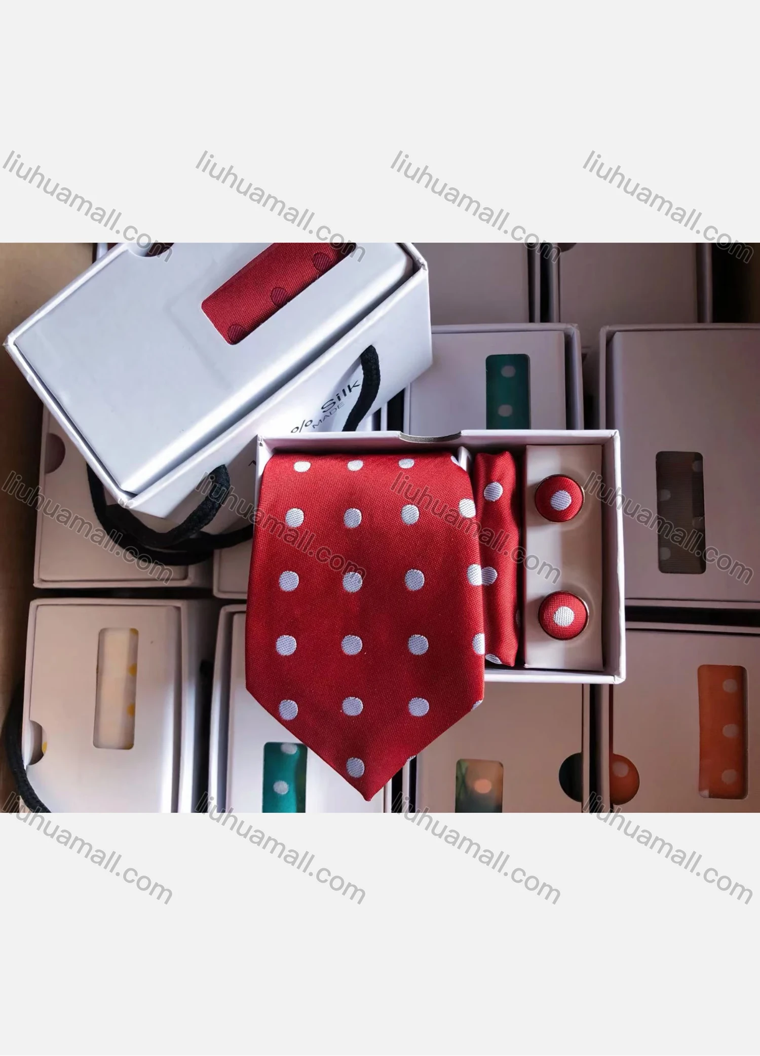 Wholesale Men's Fashion Polka Dot Print Tie & Pocket Square & Cufflinks Sets - Liuhuamall