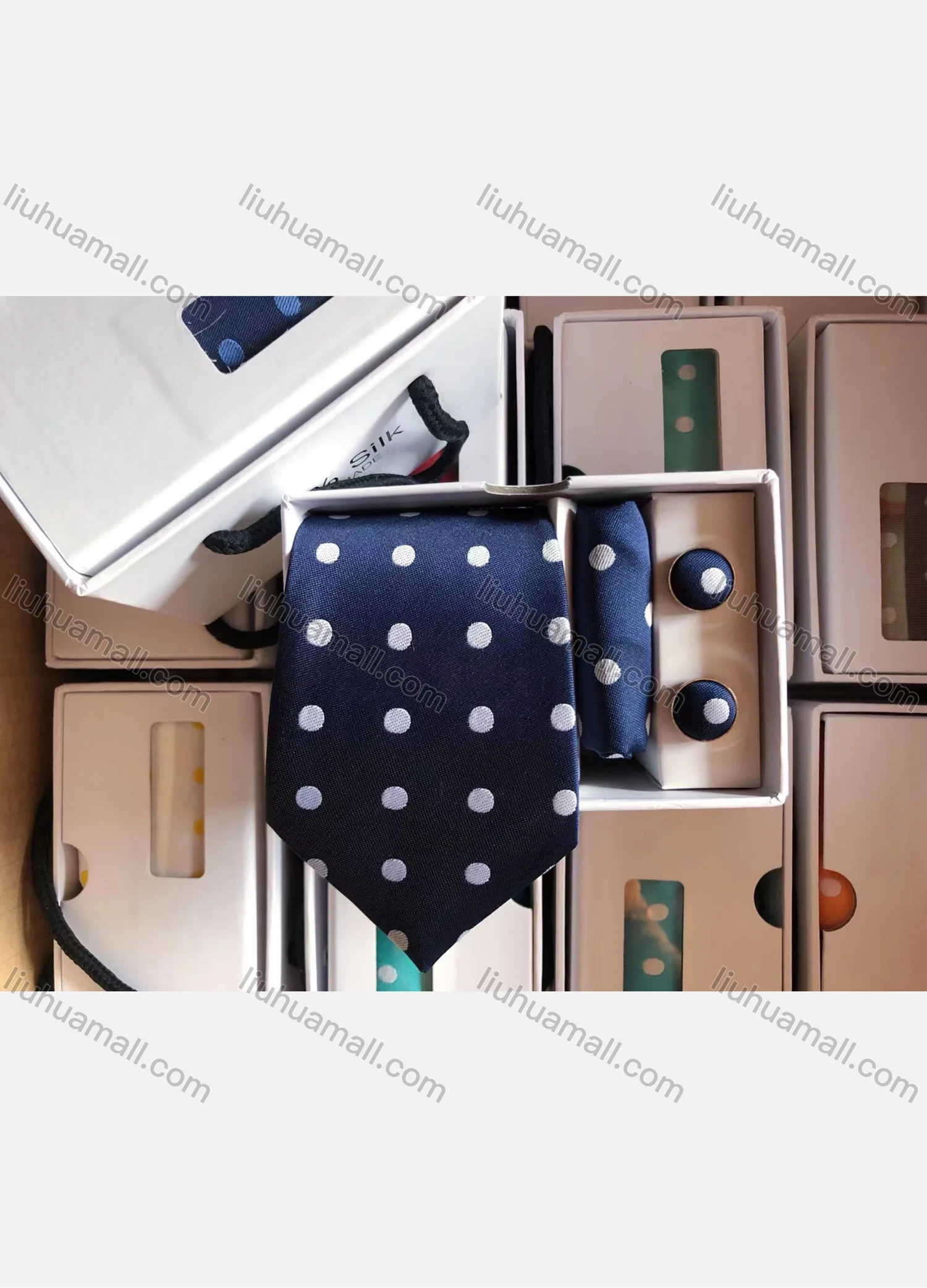 Wholesale Men's Fashion Polka Dot Print Tie & Pocket Square & Cufflinks Sets - Liuhuamall