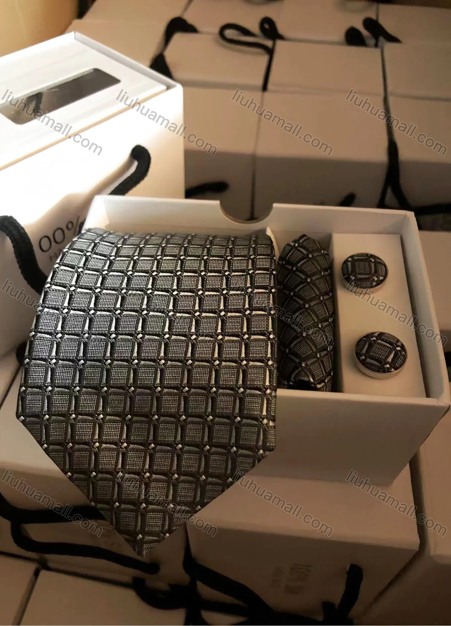 Wholesale Men's Business Plaid Tie & Pocket Square & Pair Cufflinks Sets - Liuhuamall