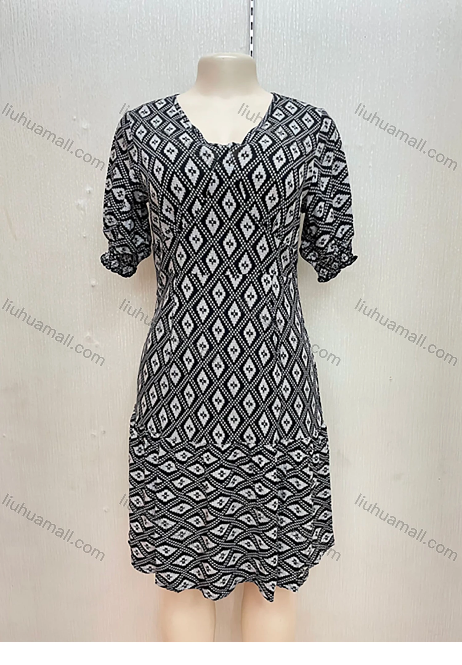 Wholesale Women's Casual Diamond Print Elastic Sleeve Ruffle Hem Midi Dress - Liuhuamall