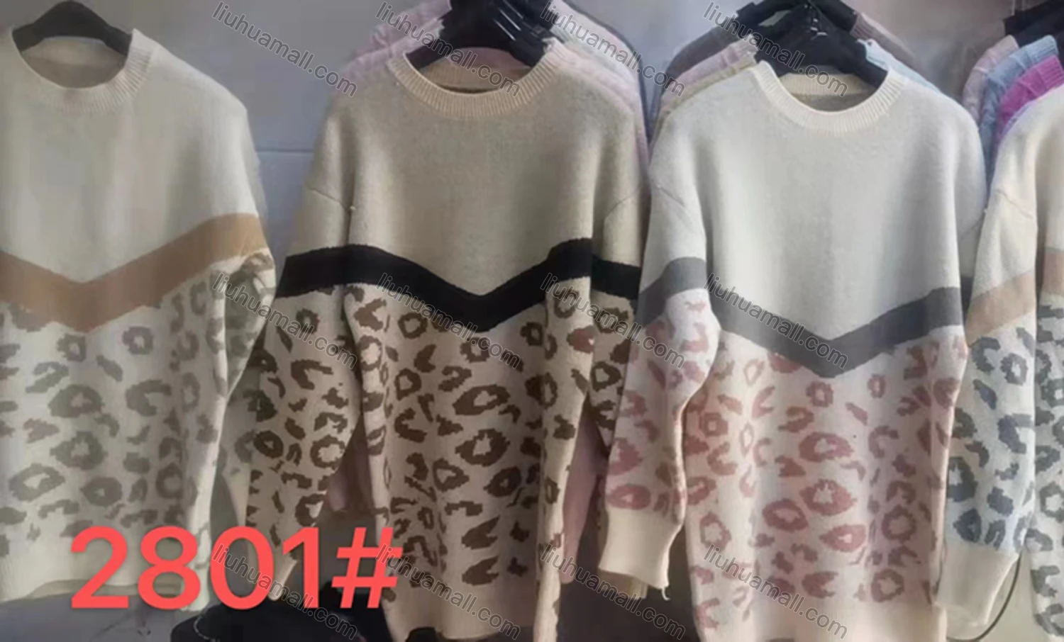 Wholesale Women's Casual Round Neck Long Sleeve Leopard Splicing Knit Sweater - Liuhuamall
