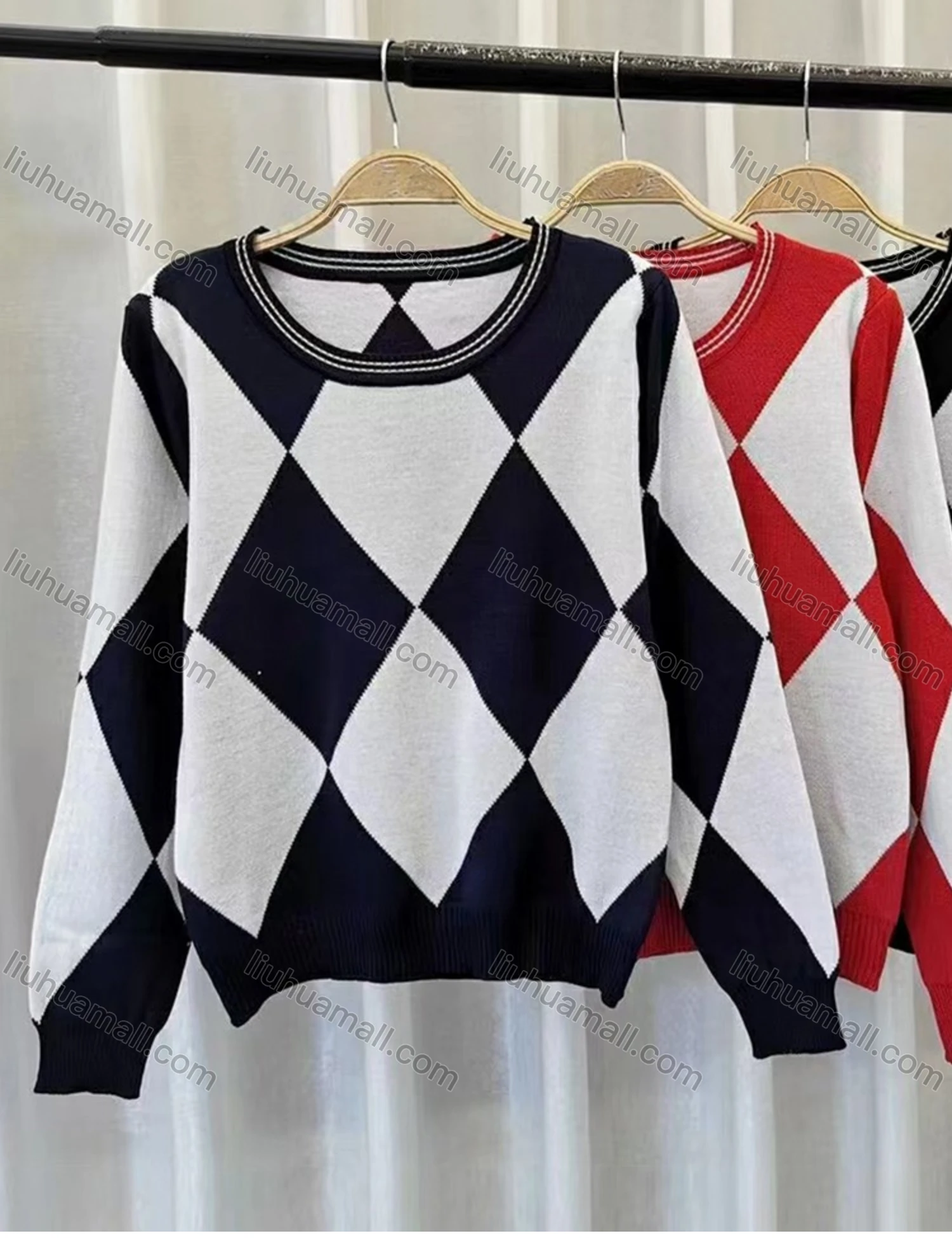 Wholesale Women's Casual Round Neck Long Sleeve Argyle Print Sweater - Liuhuamall