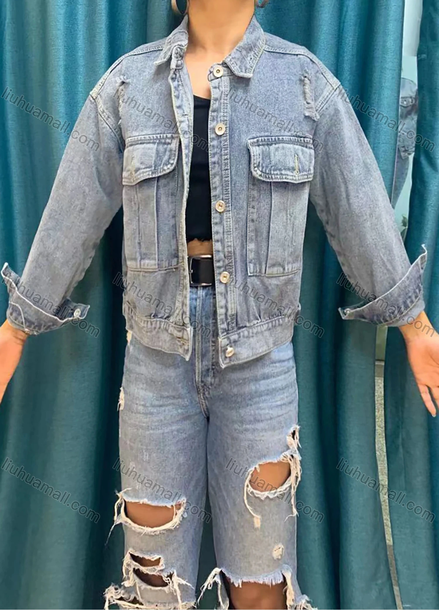 Wholesale Women's Collared Long Sleeve Buttons Flap Pockets Denim Jacket - Liuhuamall