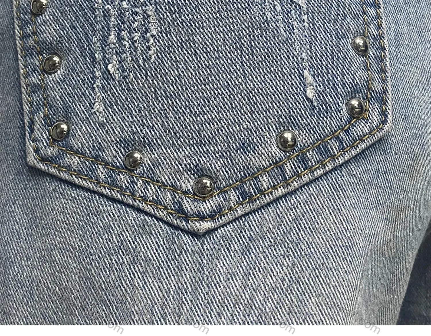 Wholesale Women's Fashion Plain Wash Distressed Ripped Frayed Raw Hem Pockets Denim Shorts 3297# - Liuhuamall