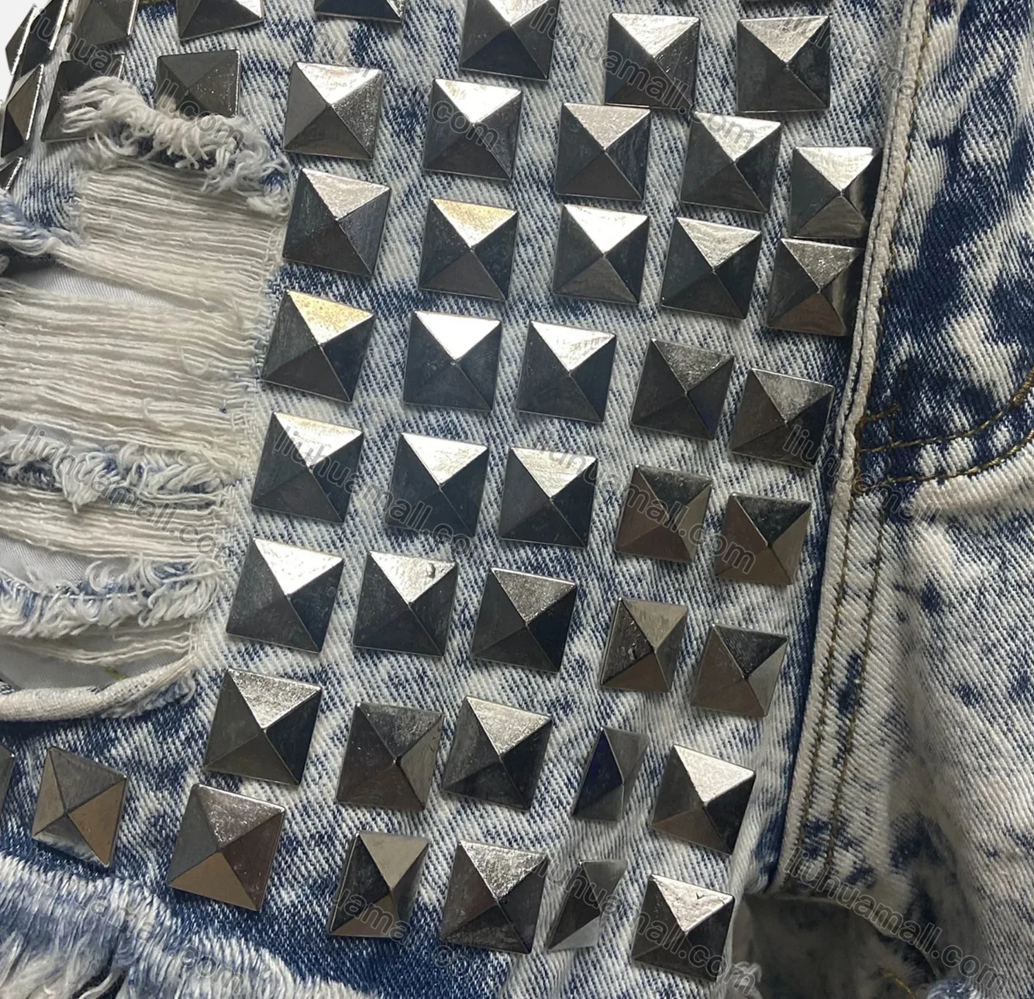 Wholesale Women's Fashion Tie Dye Rivets Ripped Frayed Raw Hem Pockets Denim Shorts 3300# - Liuhuamall