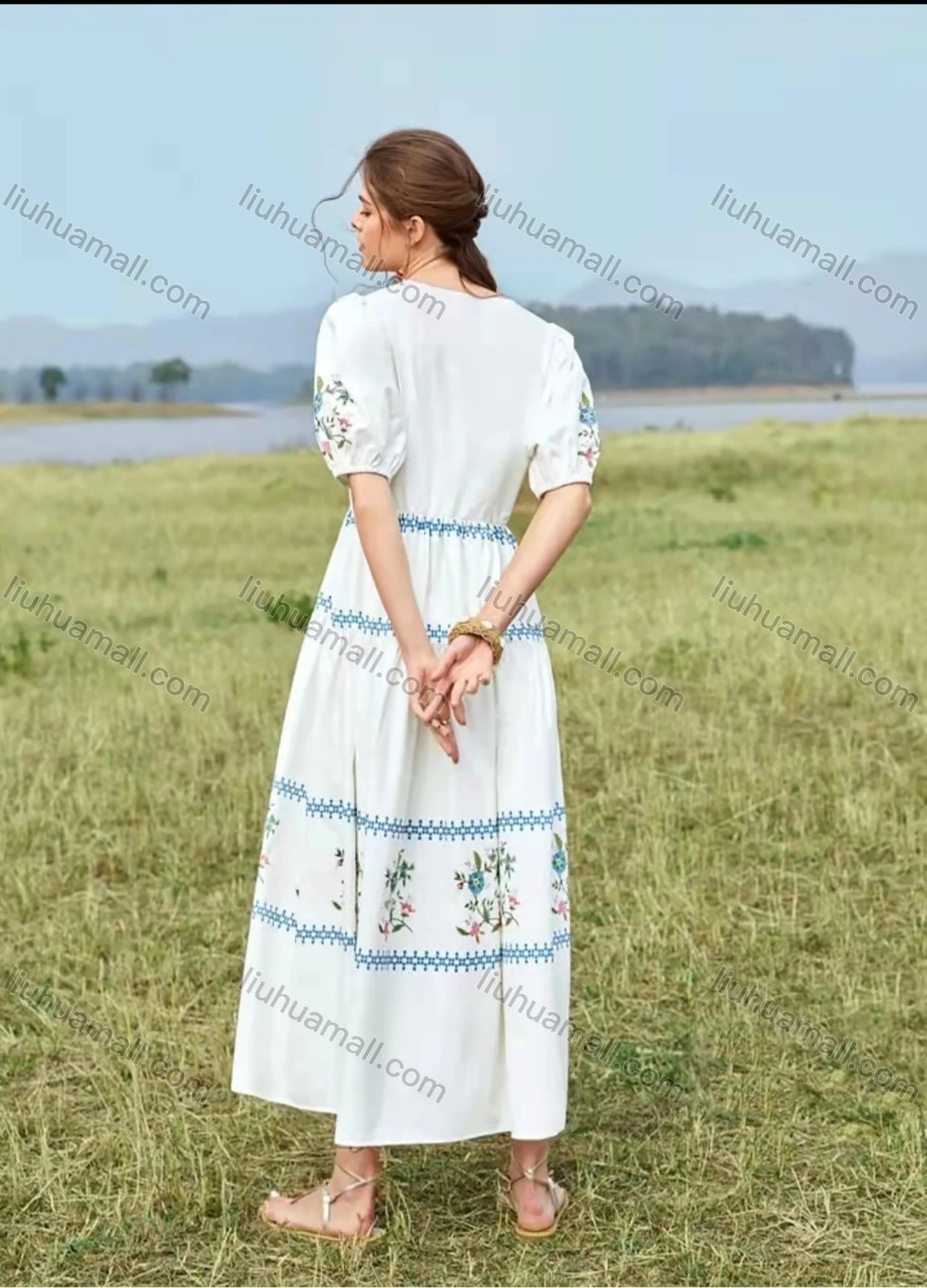 Wholesale Women's V Neck Puff Sleeve Floral Print Ruffle Hem Boho Maxi Dress AY204# - Liuhuamall