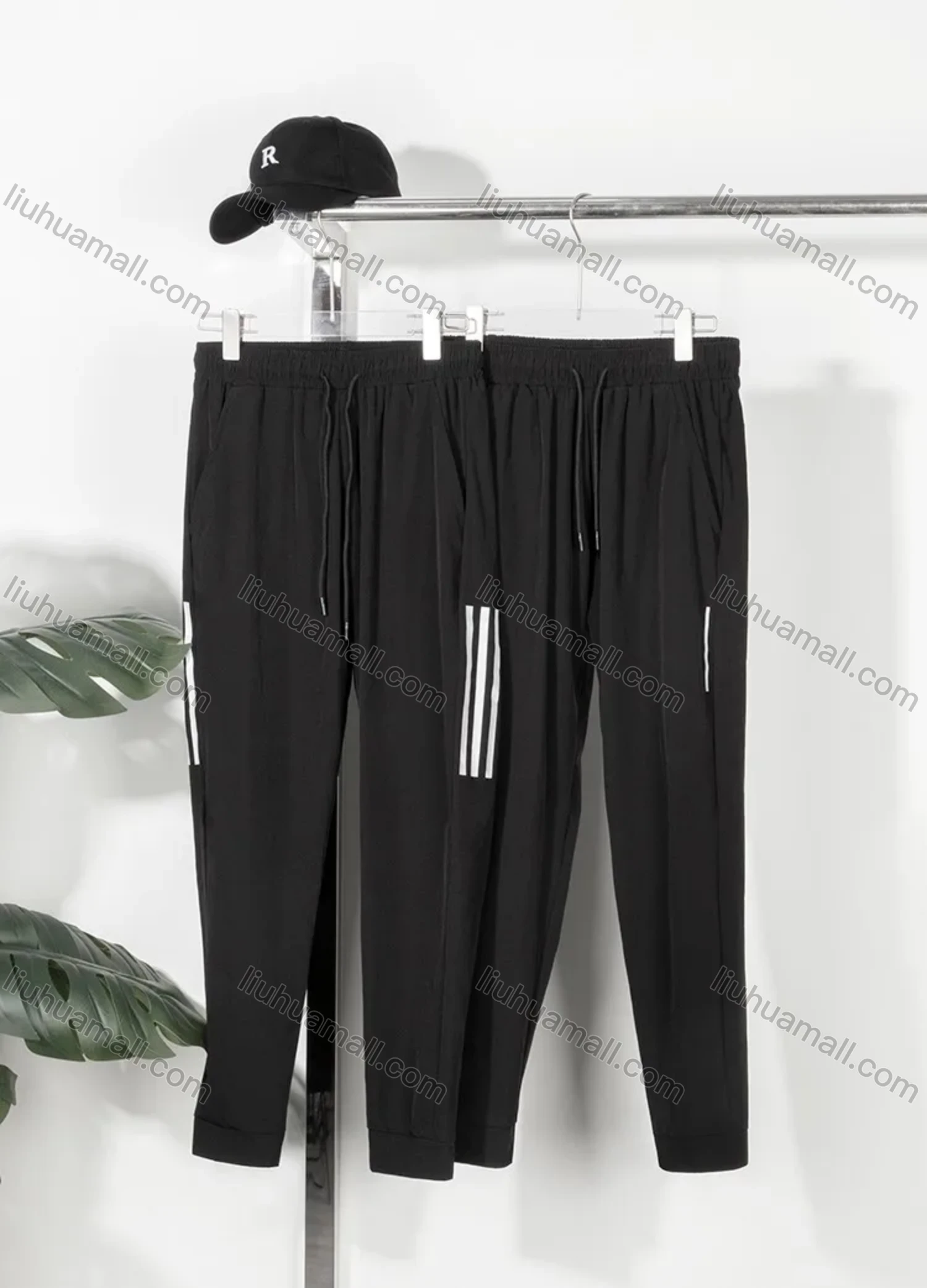 Wholesale Men's Running Striped Print Solid Drawstring Athletic Sweatpant - Liuhuamall