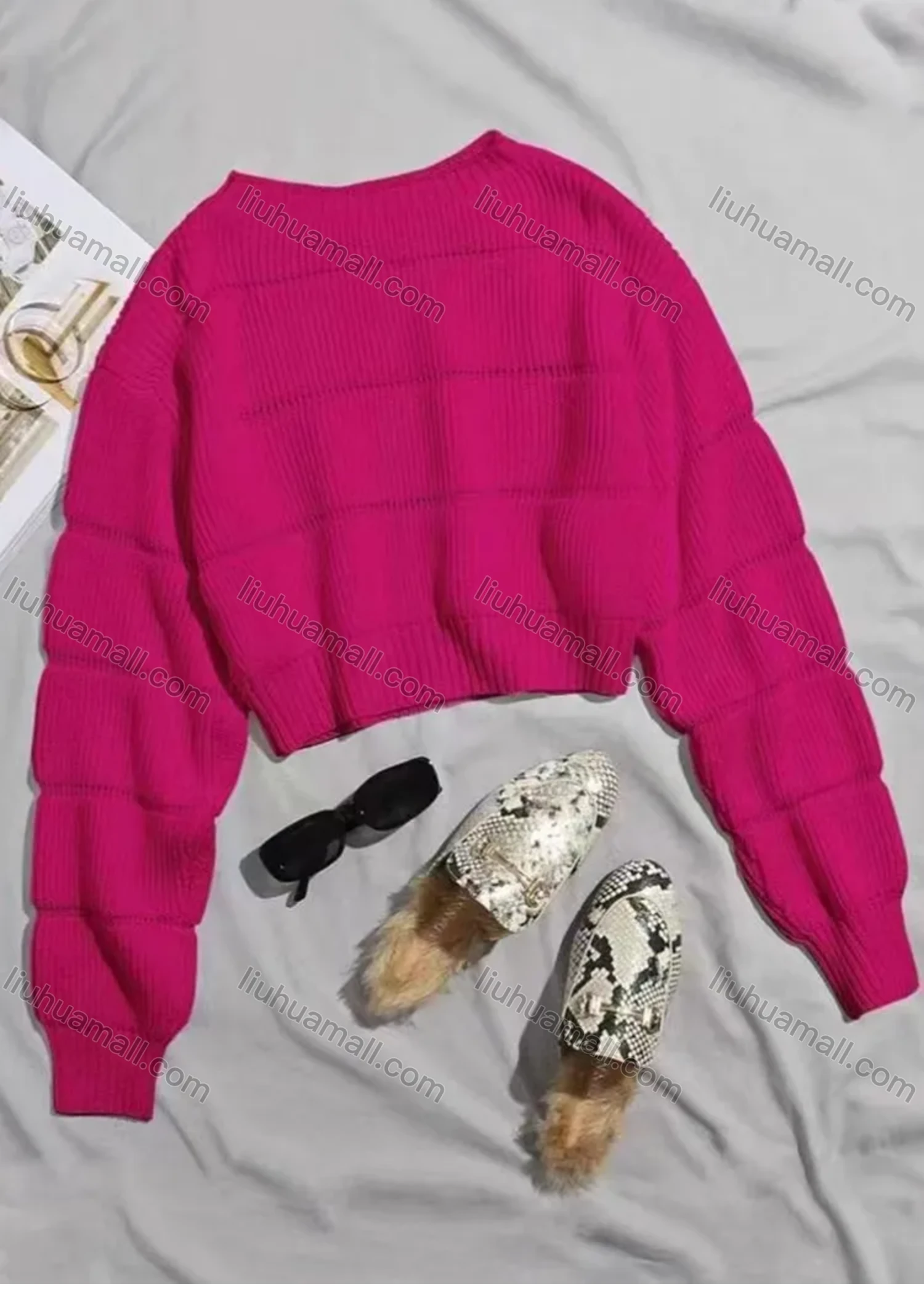 Wholesale Women's Solid Bateau Neck Long Sleeve Crop Sweater - Liuhuamall