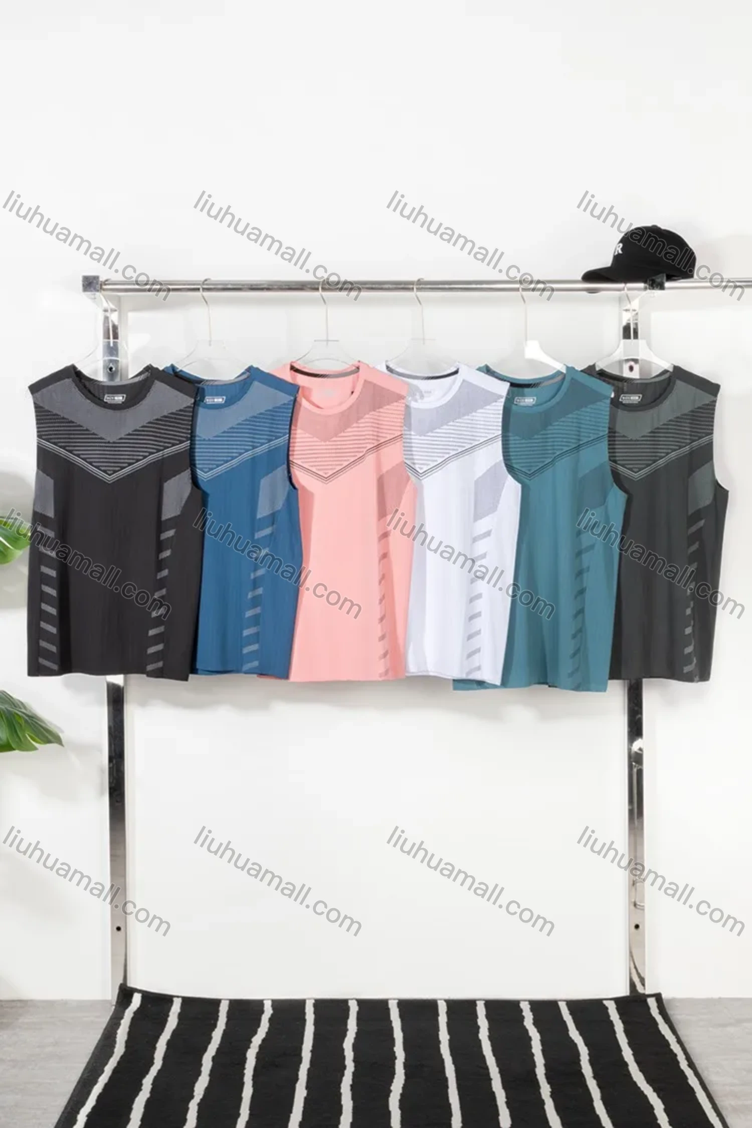 Wholesale Men's Athletic Workout Breathable Running Tank Tops - Liuhuamall