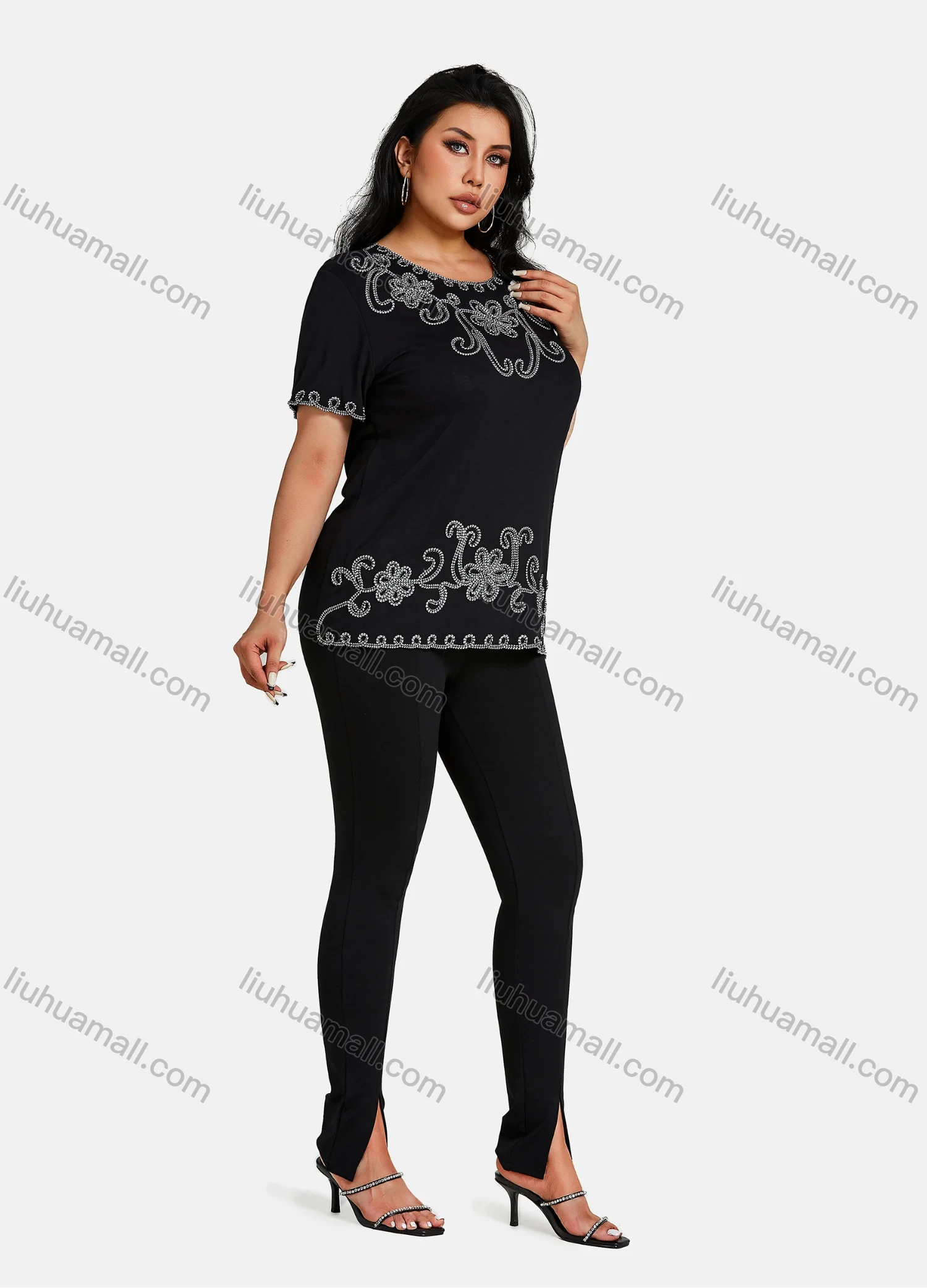 Wholesale Women's Elegant Round Neck Floral Embroidery Short Sleeve T-Shirt - Liuhuamall