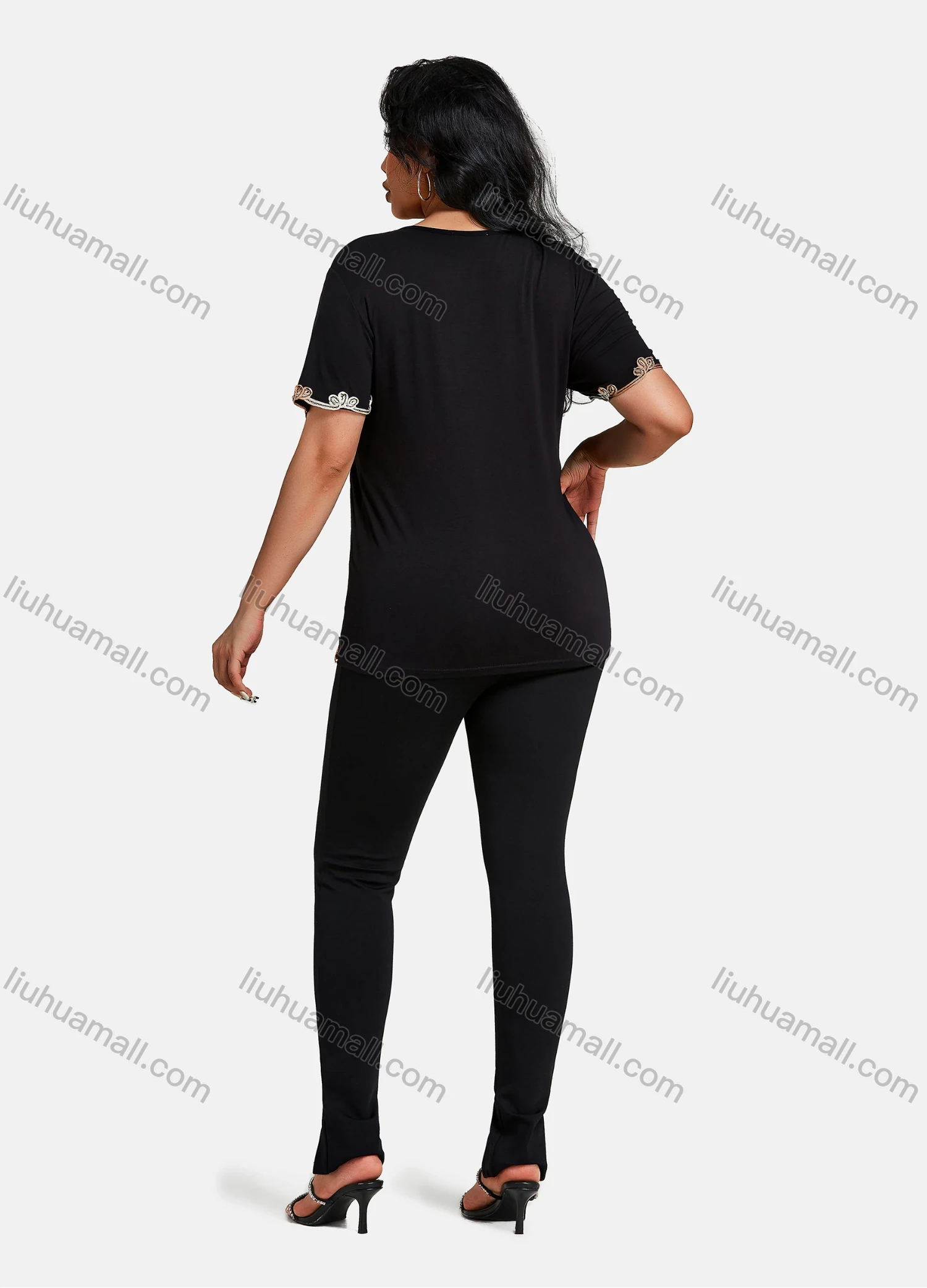 Wholesale Women's Elegant Round Neck Gradient Floral Embroidery Short Sleeve T-Shirt - Liuhuamall