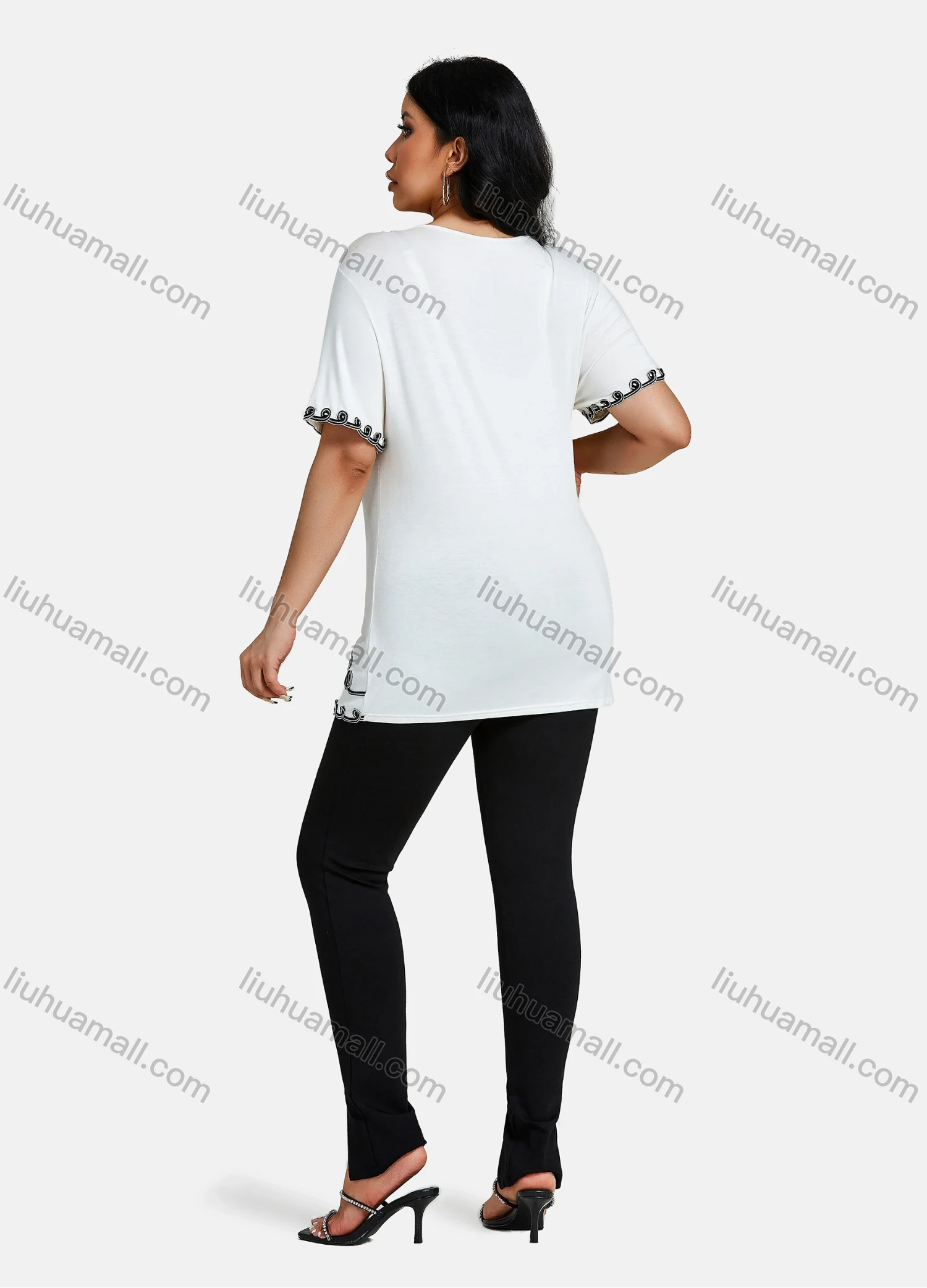 Wholesale Women's Elegant Round Neck Floral Embroidery Short Sleeve T-Shirt - Liuhuamall