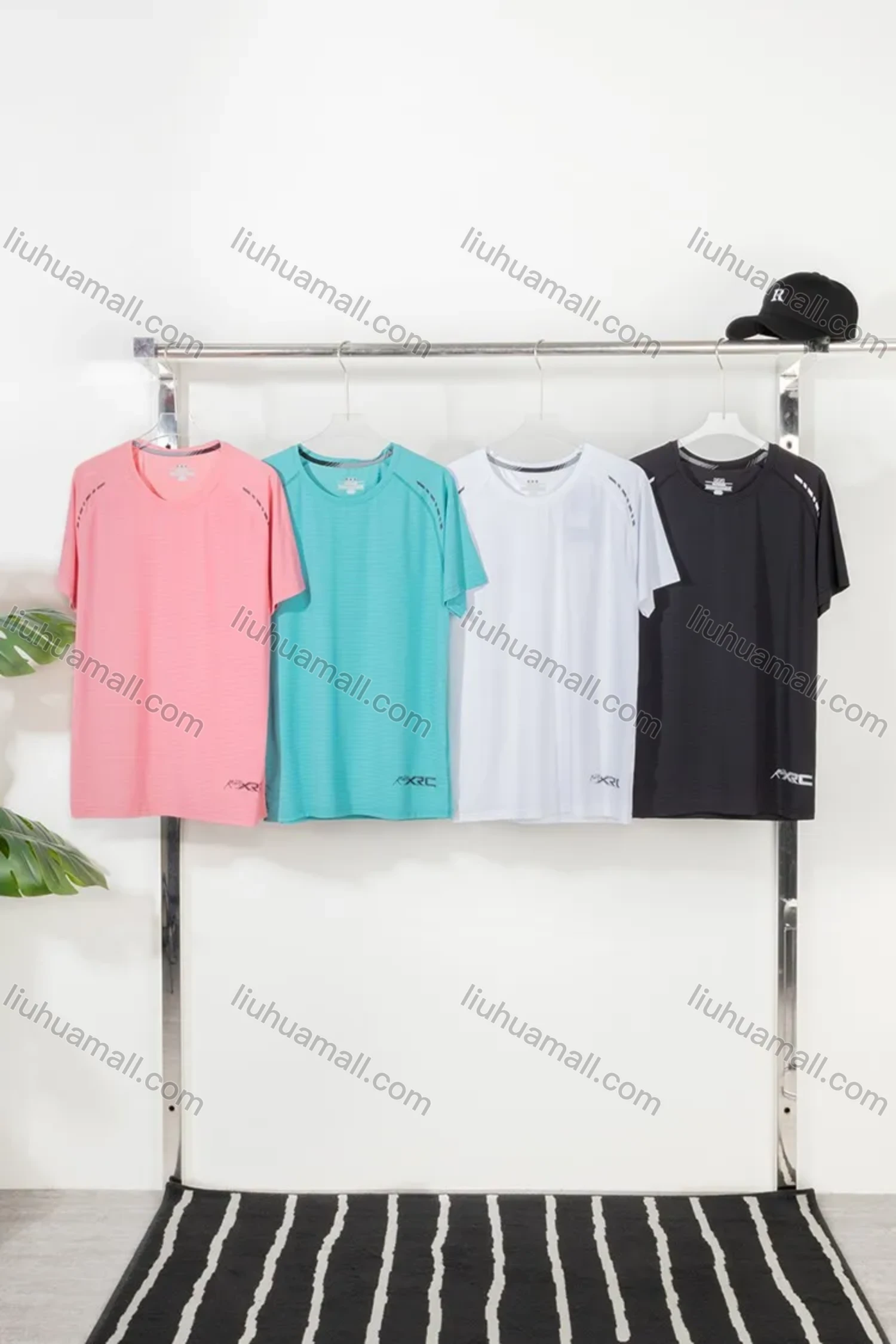 Wholesale Men's Athletic Letter Print Breathable Running T-shirts - Liuhuamall