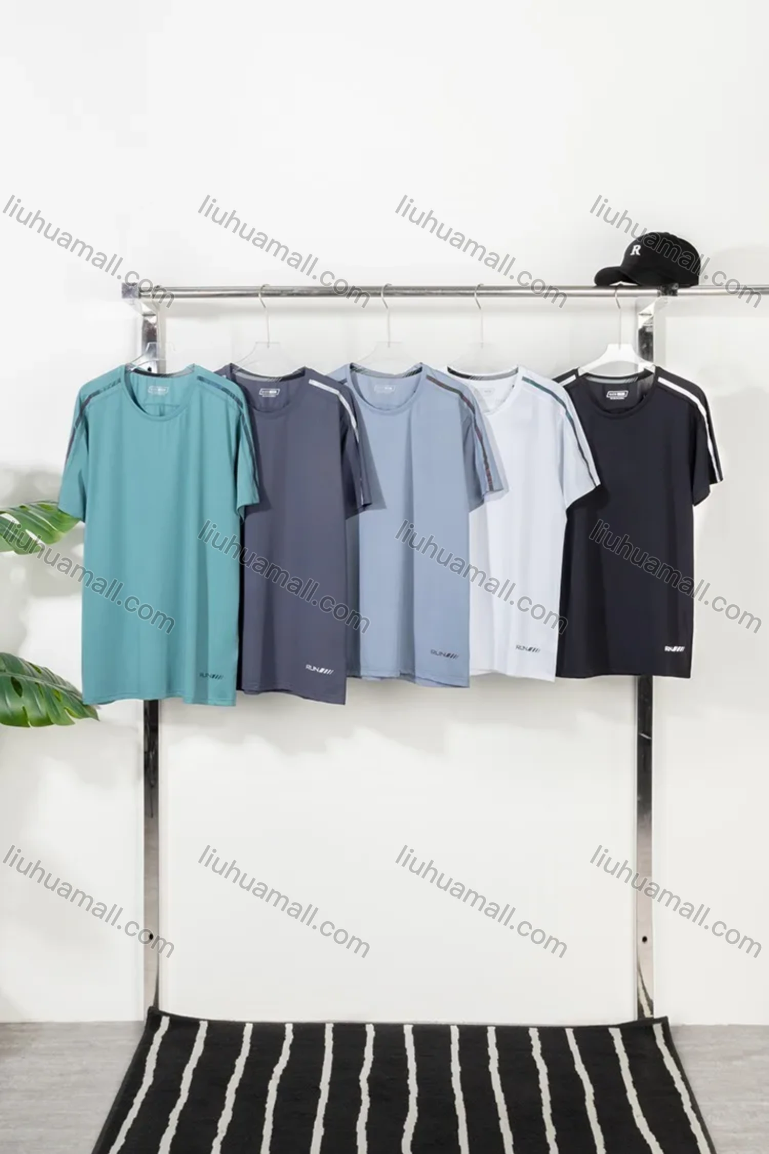 Wholesale Men's Athletic Short Sleeve Breathable Running T-shirts - Liuhuamall