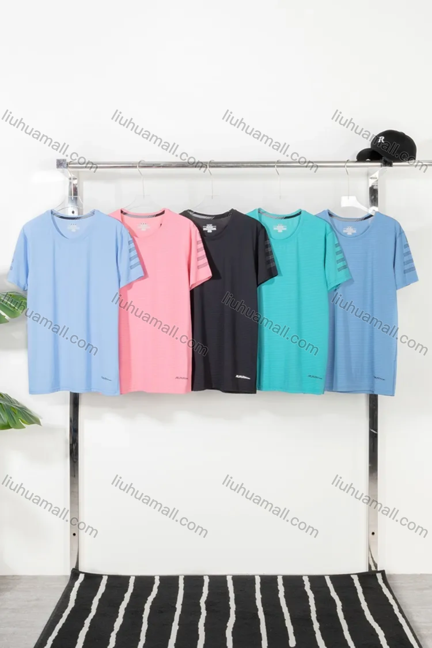 Wholesale Men's Athletic Short Sleeve Breathable Running T-shirts - Liuhuamall