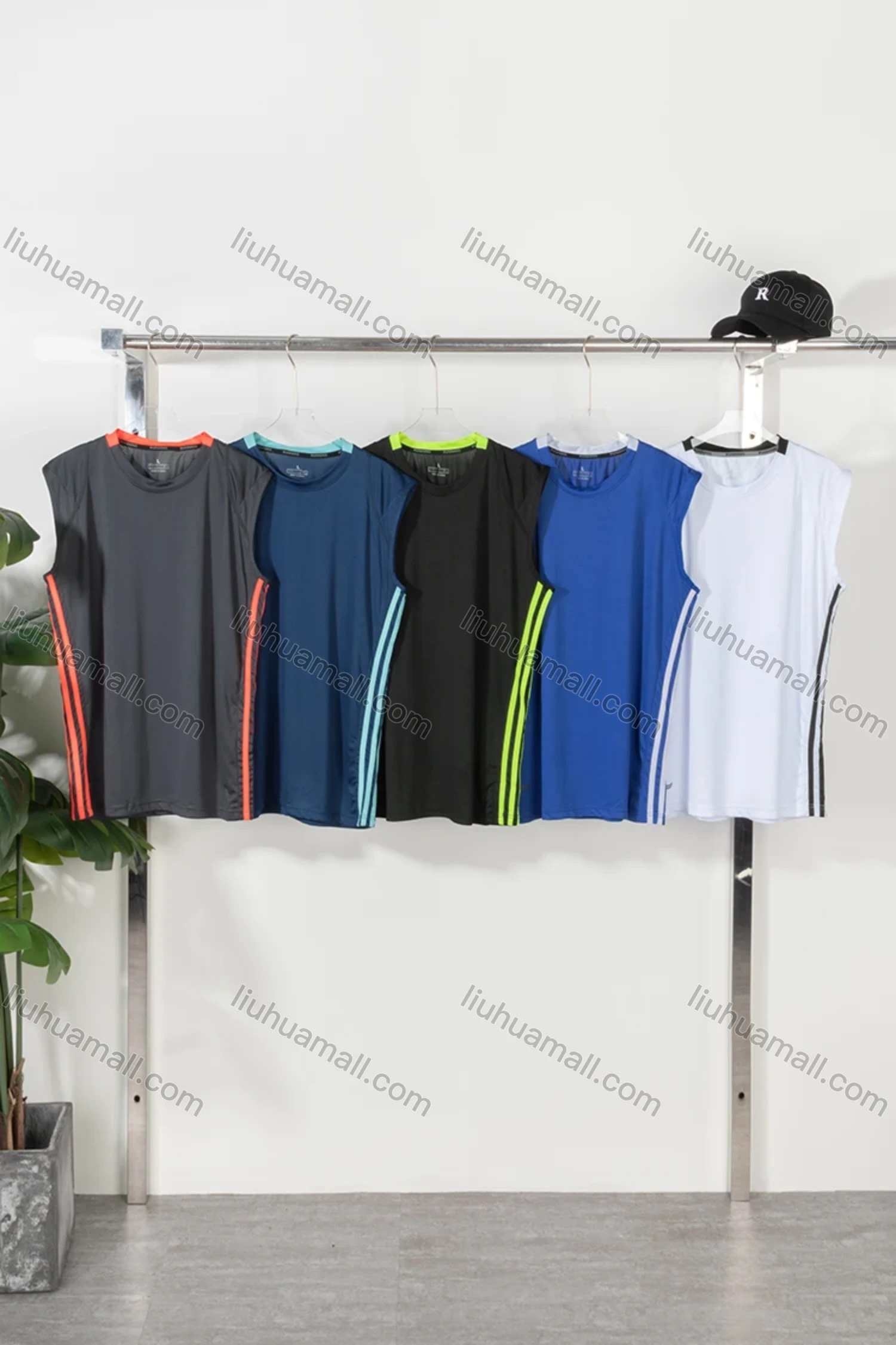 Wholesale Men's Sporty Crew Neck Sleeveless Striped Tank Top - Liuhuamall