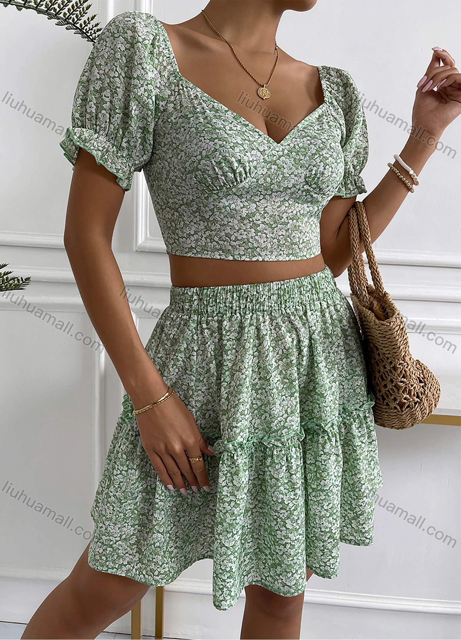 Wholesale Women's Casual 2-Piece Floral Print V Neck Puff Sleeve Crop Top & Skirt Sets B1037Y# - Liuhuamall