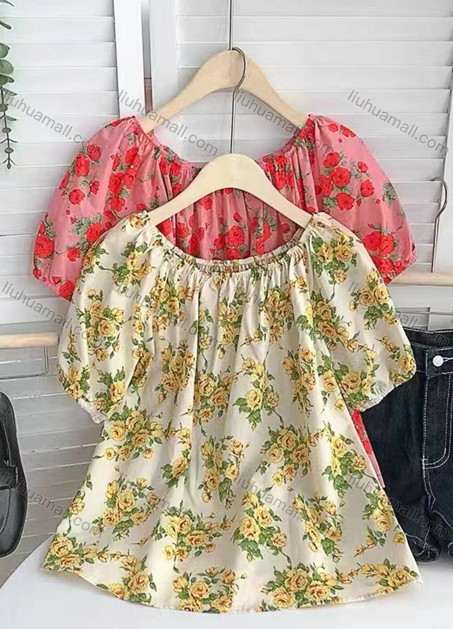 Wholesale Women's Causal Crew Neck Short Sleeve Floral Print Blouse - Liuhuamall